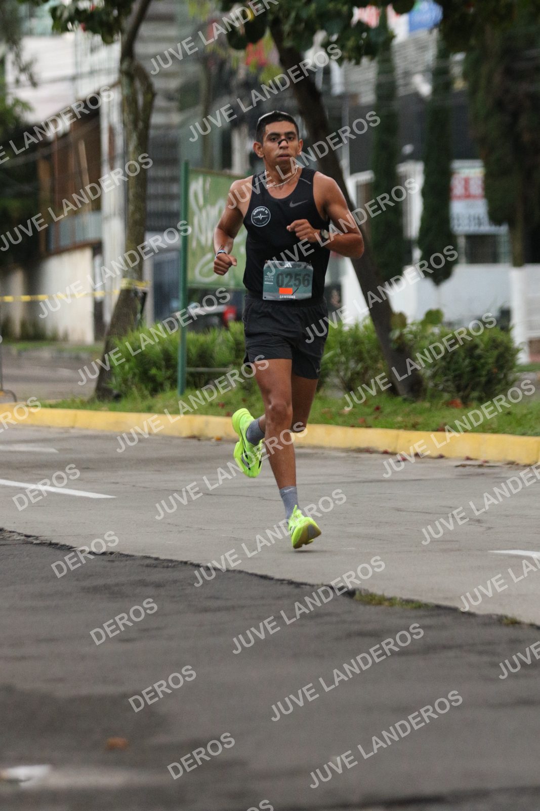 Foto de ADIDAS SPLITS GUADALAJARA 15K / 30K en Av. San Ignacio esquina Av. Ignacio L. Vallarta, Zapopan a las 06:49 · dorsal 256