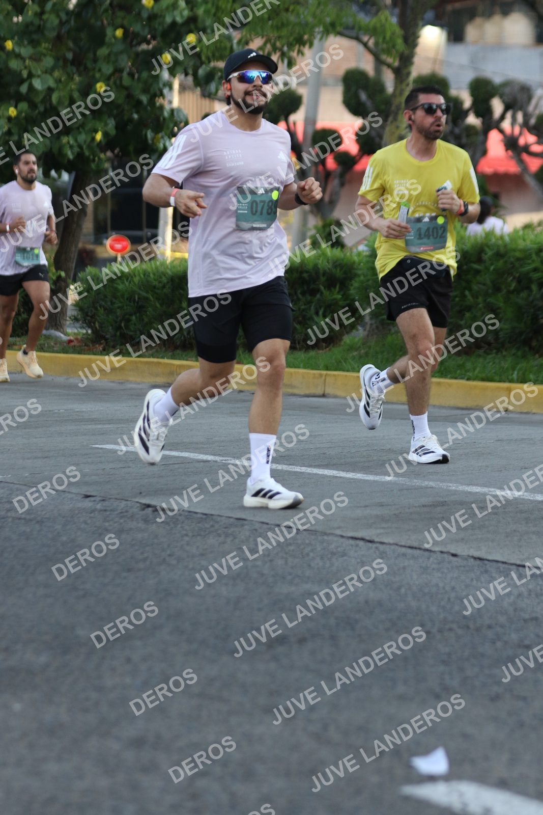Foto de ADIDAS SPLITS GUADALAJARA 15K / 30K en Av. San Ignacio esquina Av. Ignacio L. Vallarta, Zapopan a las 07:33 · dorsal 1402, 789