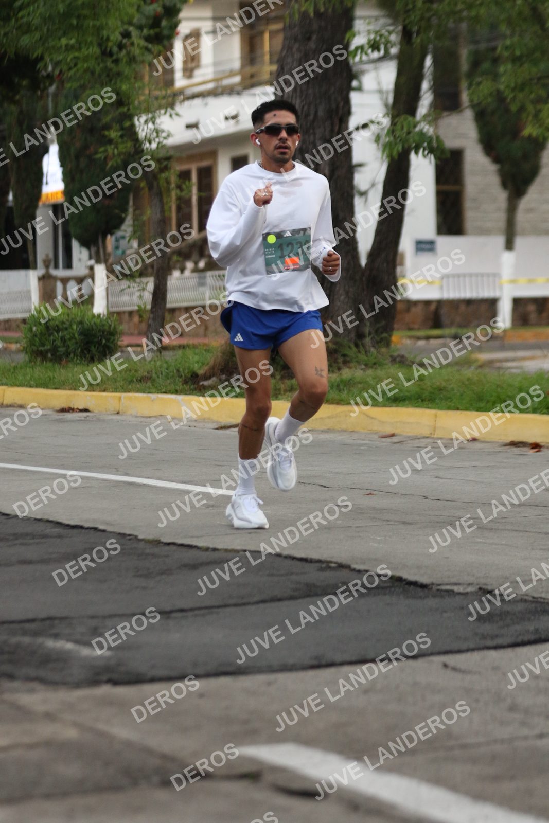 Foto de ADIDAS SPLITS GUADALAJARA 15K / 30K en Av. San Ignacio esquina Av. Ignacio L. Vallarta, Zapopan a las 06:52 · dorsal 1232
