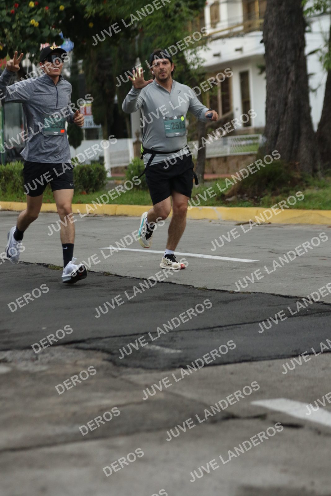 Foto de ADIDAS SPLITS GUADALAJARA 15K / 30K en Av. San Ignacio esquina Av. Ignacio L. Vallarta, Zapopan a las 06:56 · dorsal 252, 2515