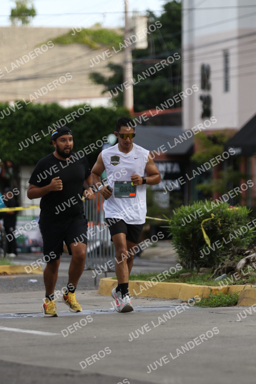 Foto de ADIDAS SPLITS GUADALAJARA 15K / 30K en Av. San Ignacio esquina Av. Ignacio L. Vallarta, Zapopan a las 09:03 · dorsal 843