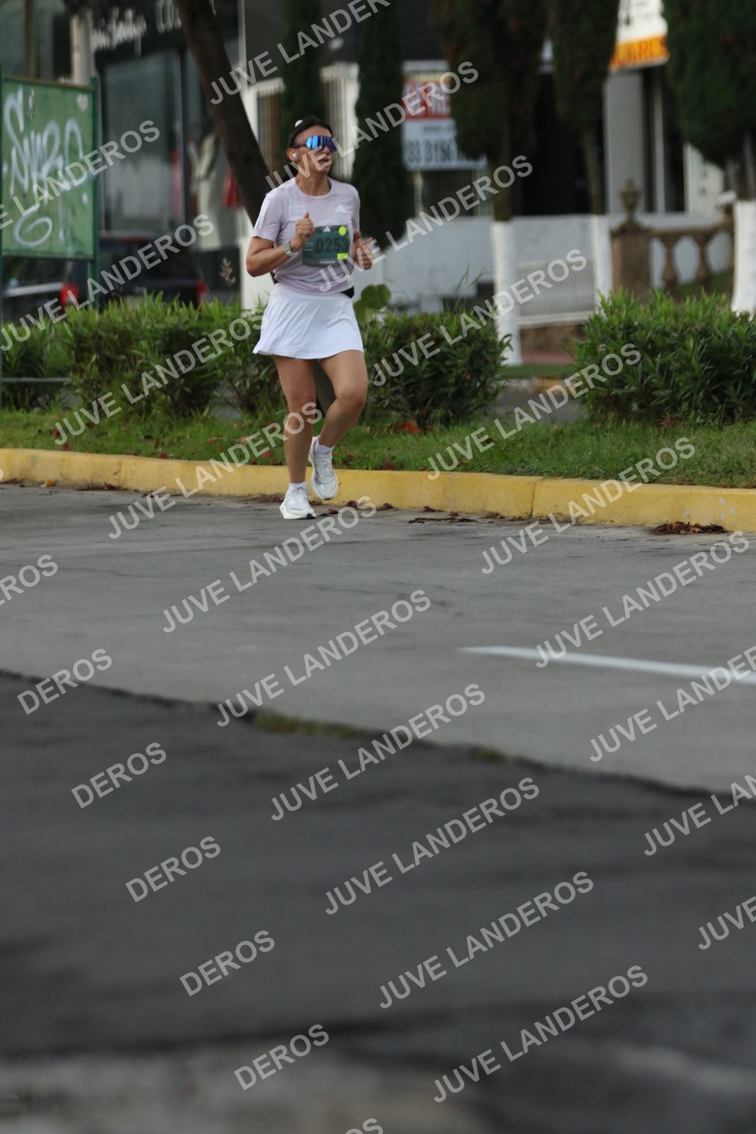 Foto de ADIDAS SPLITS GUADALAJARA 15K / 30K en Av. San Ignacio esquina Av. Ignacio L. Vallarta, Zapopan a las 07:02 · dorsal 33