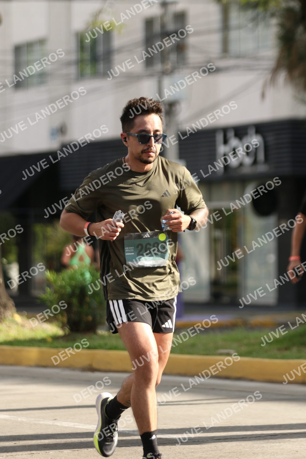 Foto de ADIDAS SPLITS GUADALAJARA 15K / 30K en Av. San Ignacio esquina Av. Ignacio L. Vallarta, Zapopan a las 09:00 · dorsal 2683