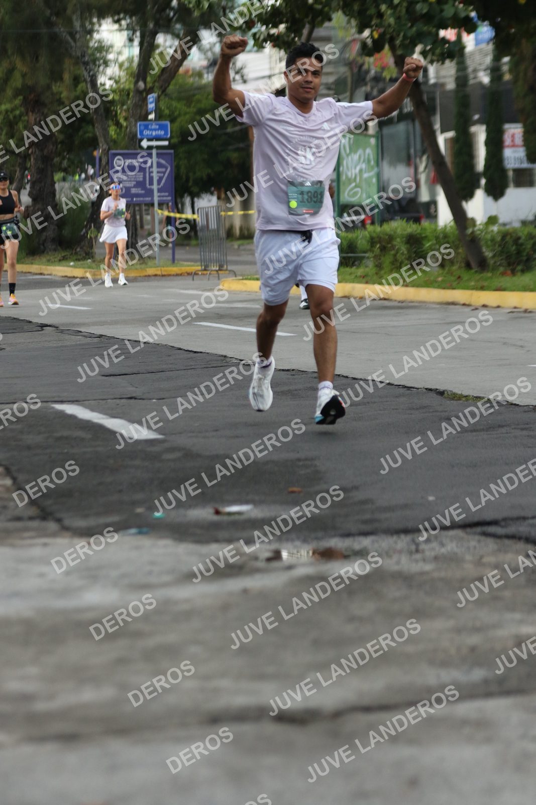 Foto de ADIDAS SPLITS GUADALAJARA 15K / 30K en Av. San Ignacio esquina Av. Ignacio L. Vallarta, Zapopan a las 07:02