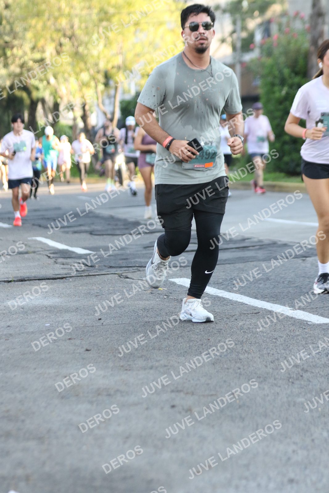 Foto de ADIDAS SPLITS GUADALAJARA 15K / 30K en Av. San Ignacio esquina Av. Ignacio L. Vallarta, Zapopan a las 07:39 · dorsal 492