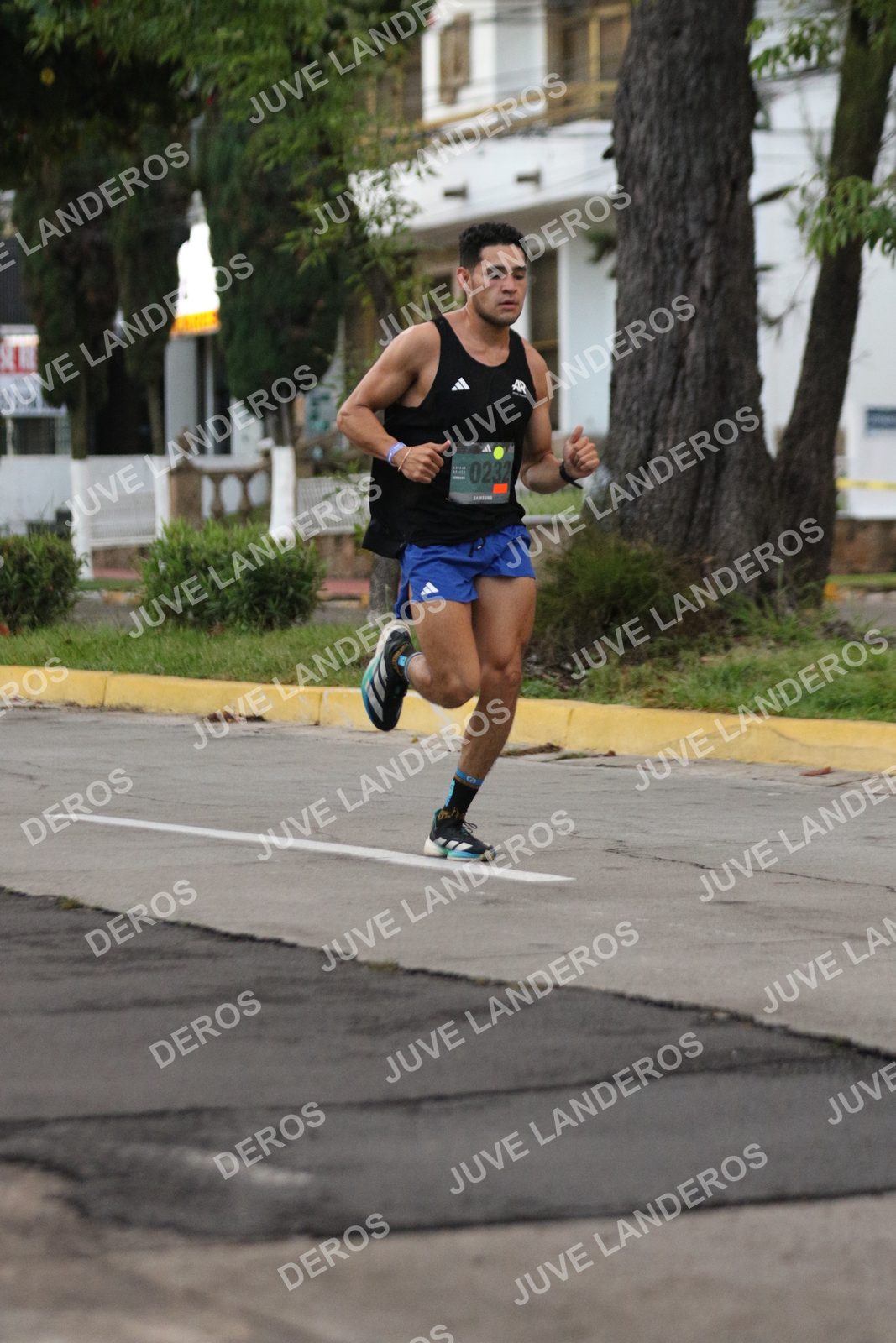 Foto de ADIDAS SPLITS GUADALAJARA 15K / 30K en Av. San Ignacio esquina Av. Ignacio L. Vallarta, Zapopan a las 06:46 · dorsal 232