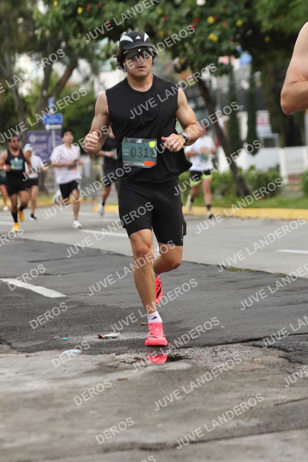 Foto de ADIDAS SPLITS GUADALAJARA 15K / 30K en Av. San Ignacio esquina Av. Ignacio L. Vallarta, Zapopan a las 06:53 · dorsal 311