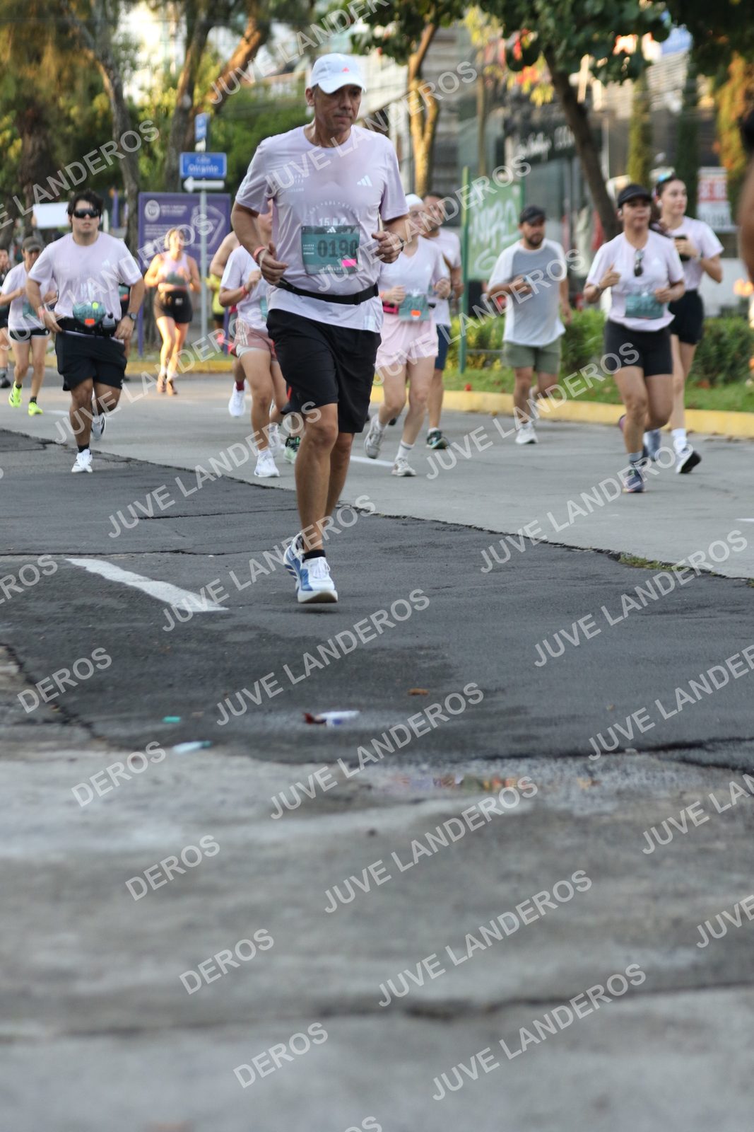 Foto de ADIDAS SPLITS GUADALAJARA 15K / 30K en Av. San Ignacio esquina Av. Ignacio L. Vallarta, Zapopan a las 07:11 · dorsal 190