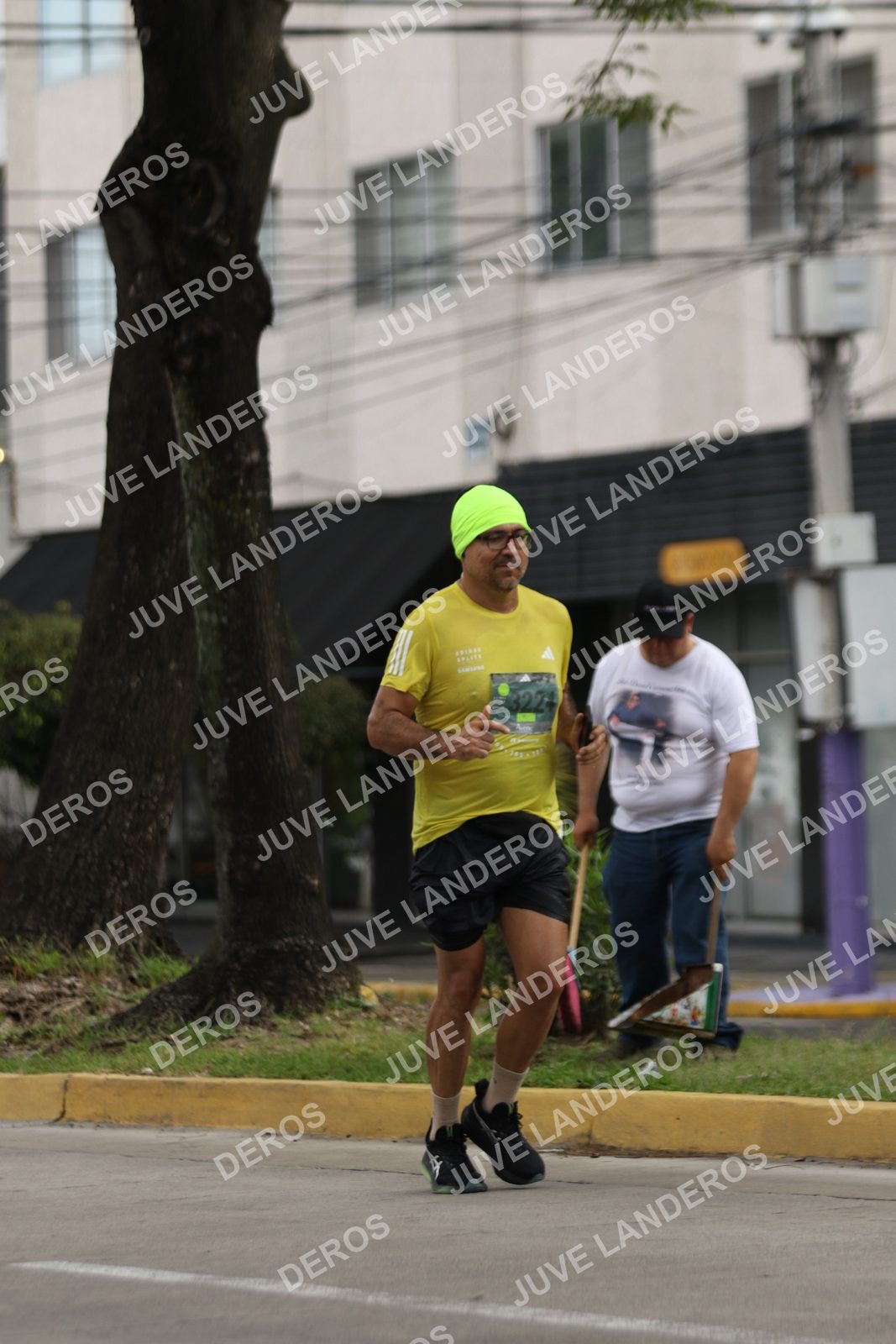 Foto de ADIDAS SPLITS GUADALAJARA 15K / 30K en Av. San Ignacio esquina Av. Ignacio L. Vallarta, Zapopan a las 09:10 · dorsal 3224