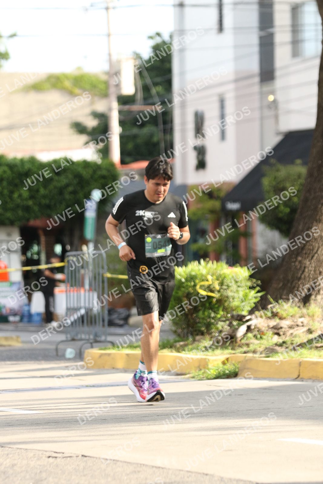 Foto de ADIDAS SPLITS GUADALAJARA 15K / 30K en Av. San Ignacio esquina Av. Ignacio L. Vallarta, Zapopan a las 08:54 · dorsal 541