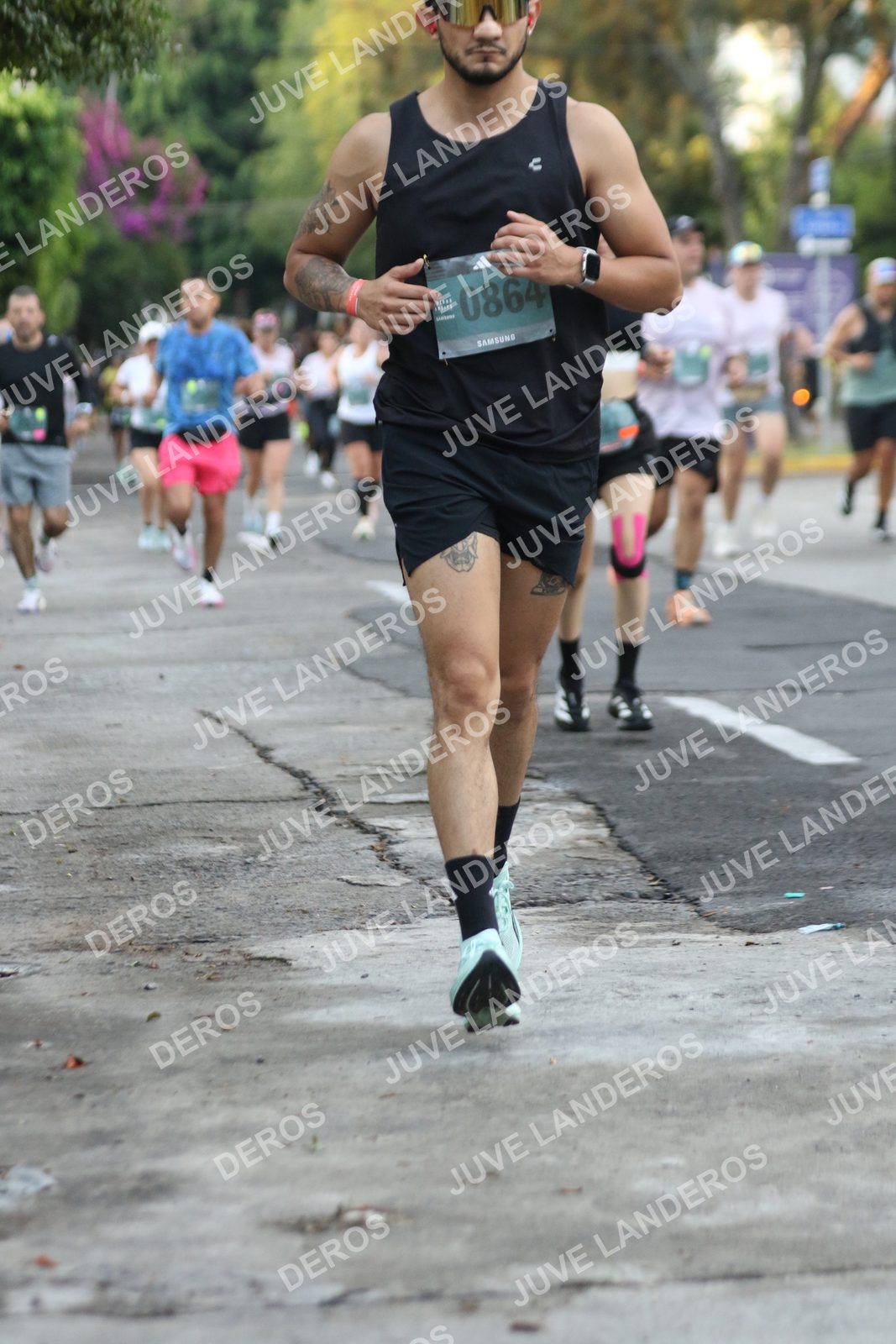 Foto de ADIDAS SPLITS GUADALAJARA 15K / 30K en Av. San Ignacio esquina Av. Ignacio L. Vallarta, Zapopan a las 07:08 · dorsal 864