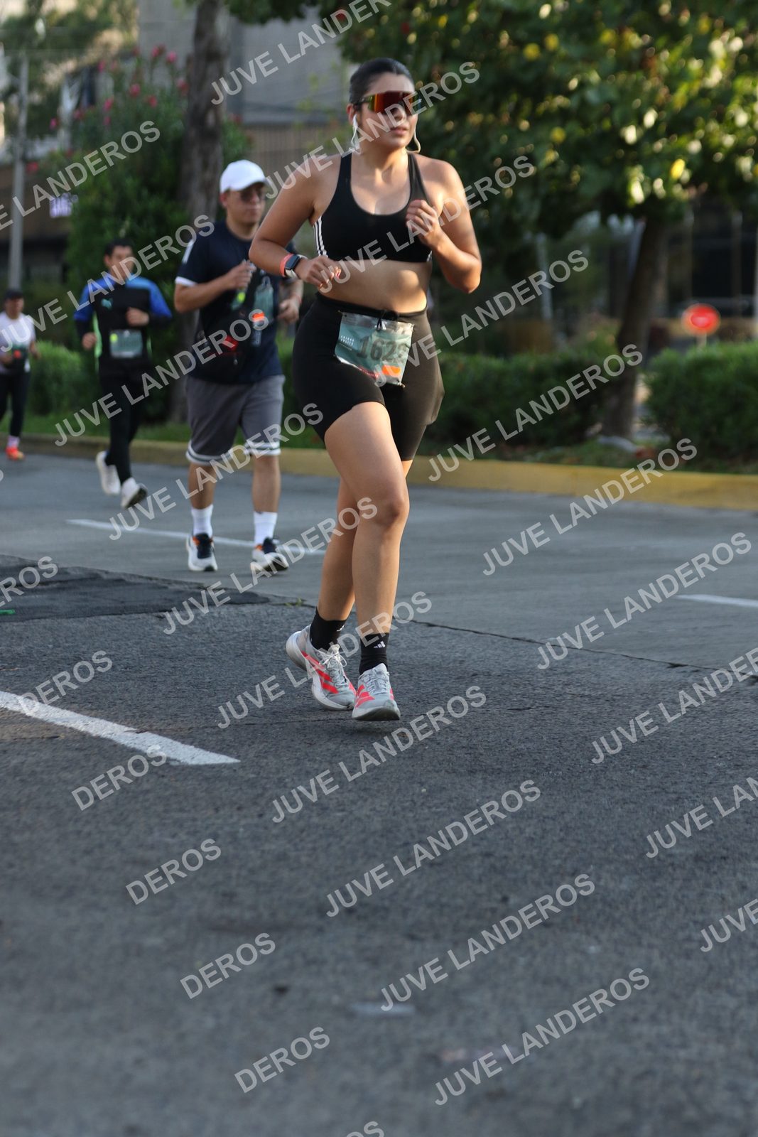 Foto de ADIDAS SPLITS GUADALAJARA 15K / 30K en Av. San Ignacio esquina Av. Ignacio L. Vallarta, Zapopan a las 07:47 · dorsal 622