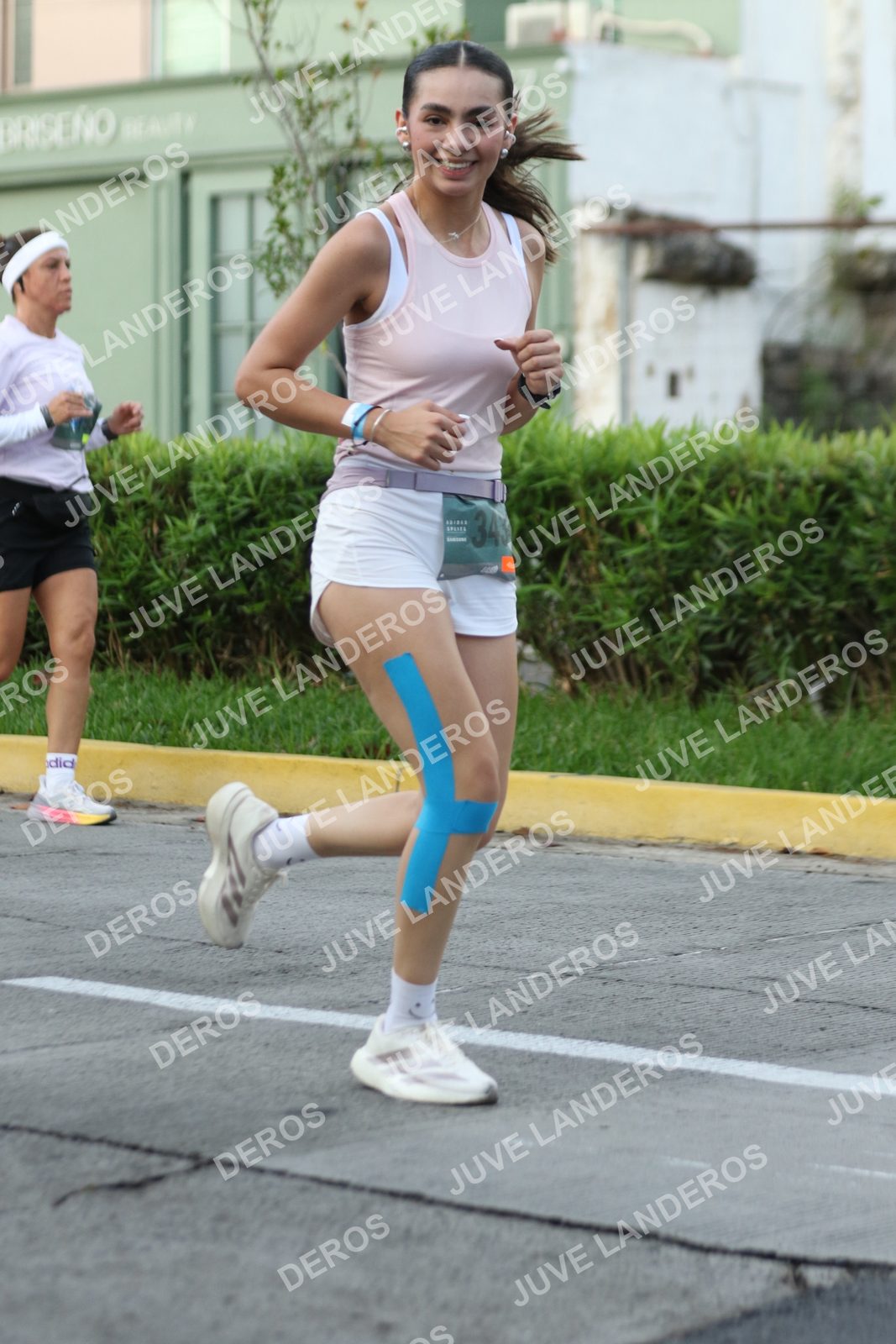 Foto de ADIDAS SPLITS GUADALAJARA 15K / 30K en Av. San Ignacio esquina Av. Ignacio L. Vallarta, Zapopan a las 07:12 · dorsal 343