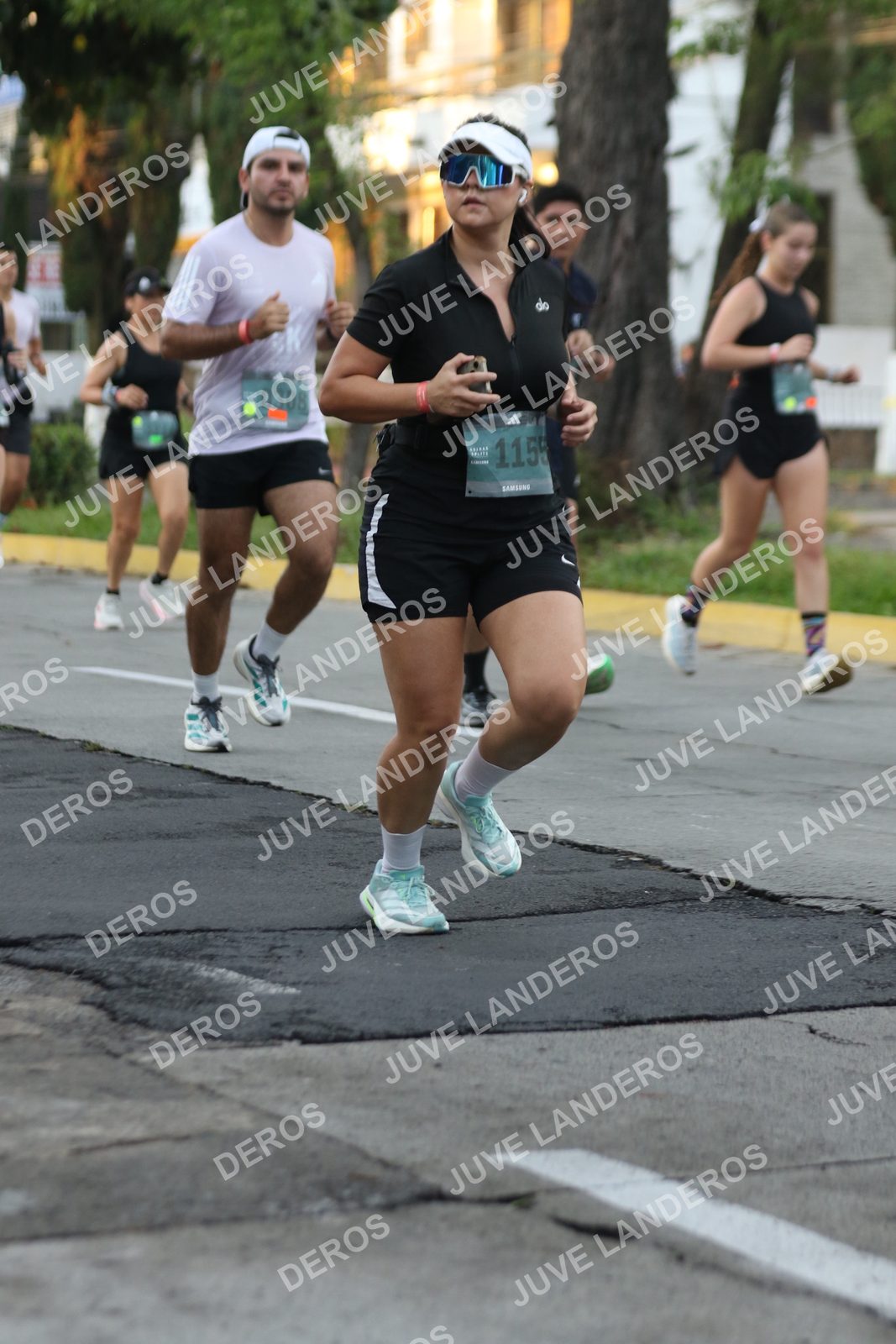 Foto de ADIDAS SPLITS GUADALAJARA 15K / 30K en Av. San Ignacio esquina Av. Ignacio L. Vallarta, Zapopan a las 07:07 · dorsal 308, 1155