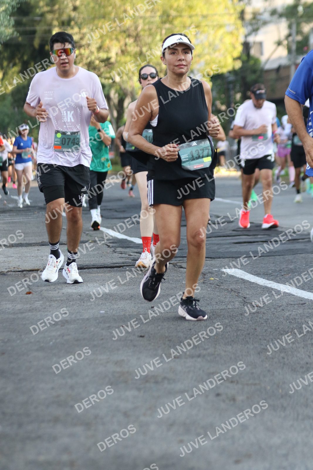 Foto de ADIDAS SPLITS GUADALAJARA 15K / 30K en Av. San Ignacio esquina Av. Ignacio L. Vallarta, Zapopan a las 07:33 · dorsal 743, 1377