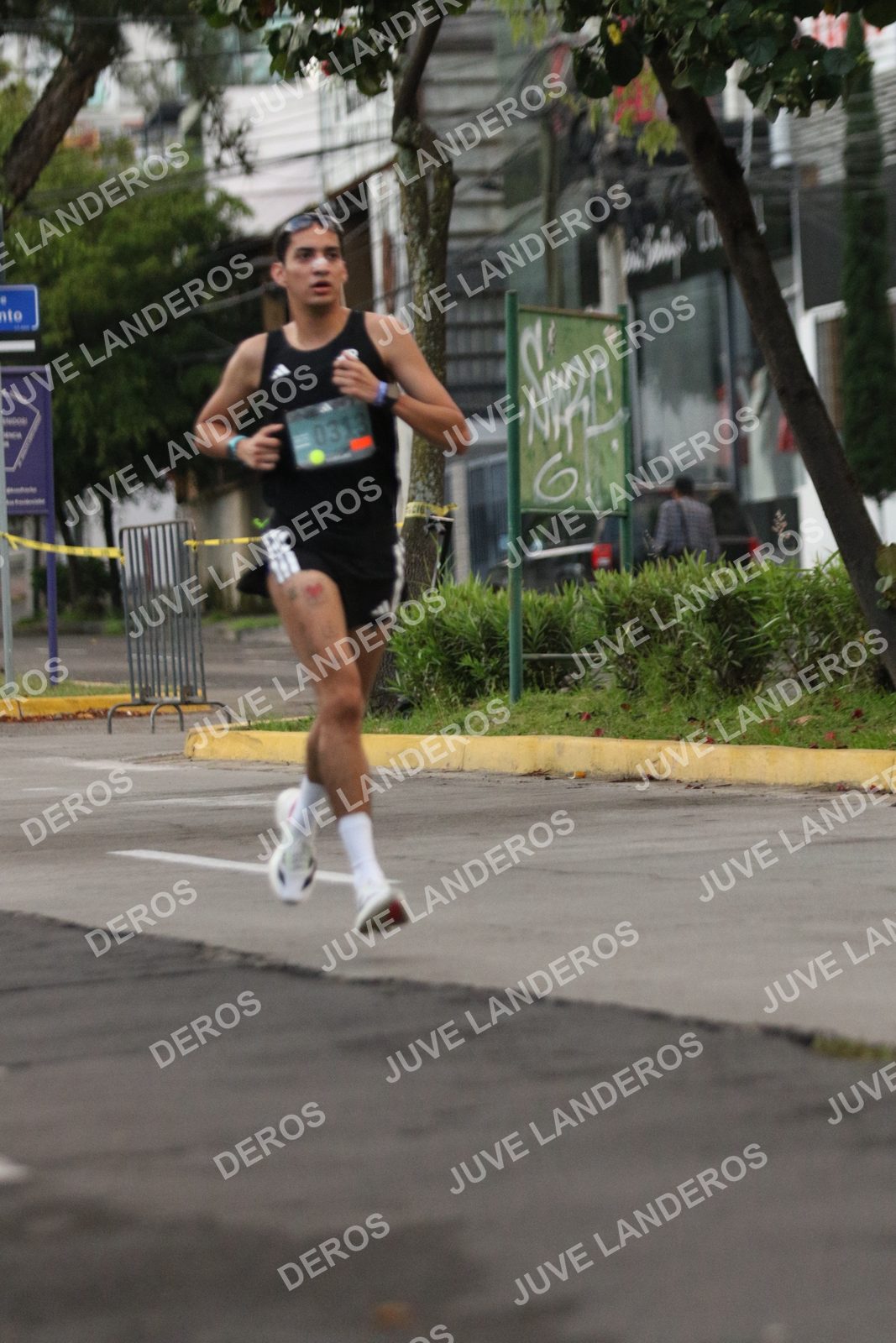 Foto de ADIDAS SPLITS GUADALAJARA 15K / 30K en Av. San Ignacio esquina Av. Ignacio L. Vallarta, Zapopan a las 06:47