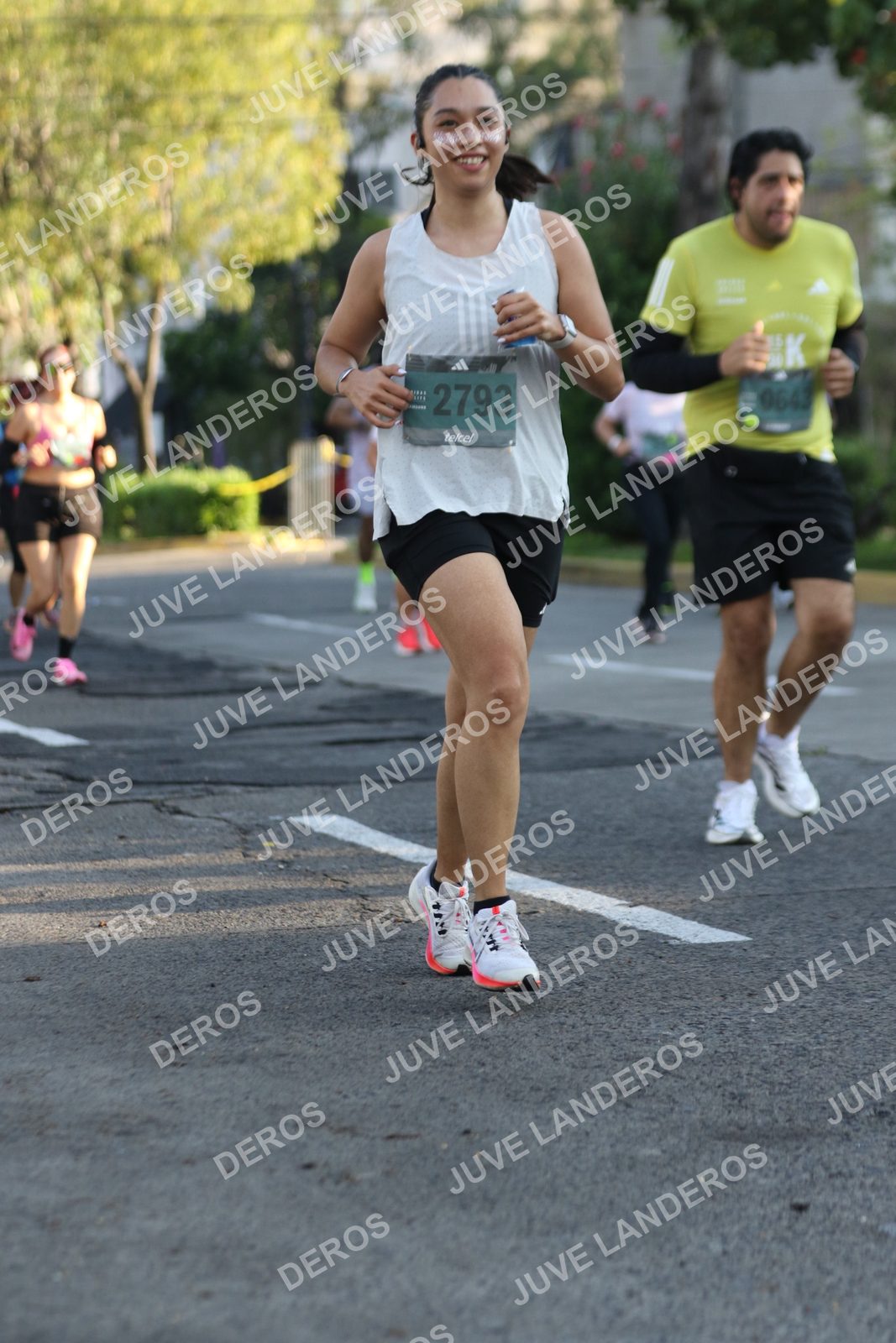Foto de ADIDAS SPLITS GUADALAJARA 15K / 30K en Av. San Ignacio esquina Av. Ignacio L. Vallarta, Zapopan a las 07:47 · dorsal 643