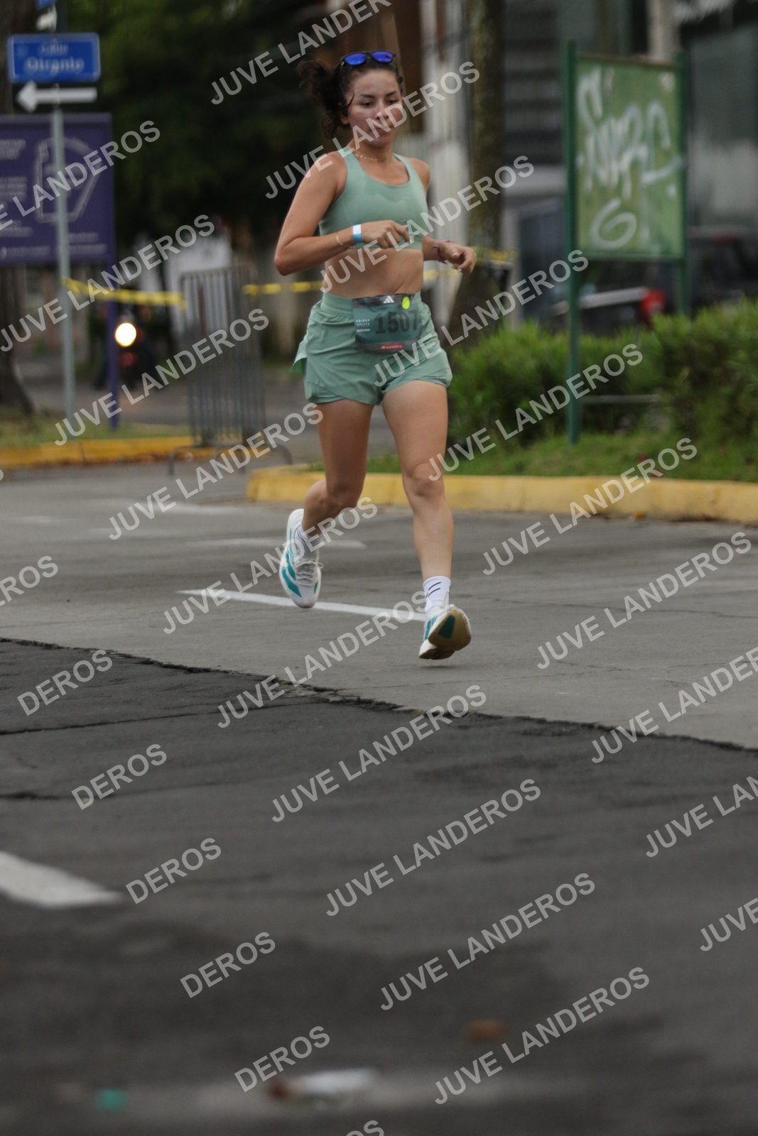 Foto de ADIDAS SPLITS GUADALAJARA 15K / 30K en Av. San Ignacio esquina Av. Ignacio L. Vallarta, Zapopan a las 06:53 · dorsal 1507