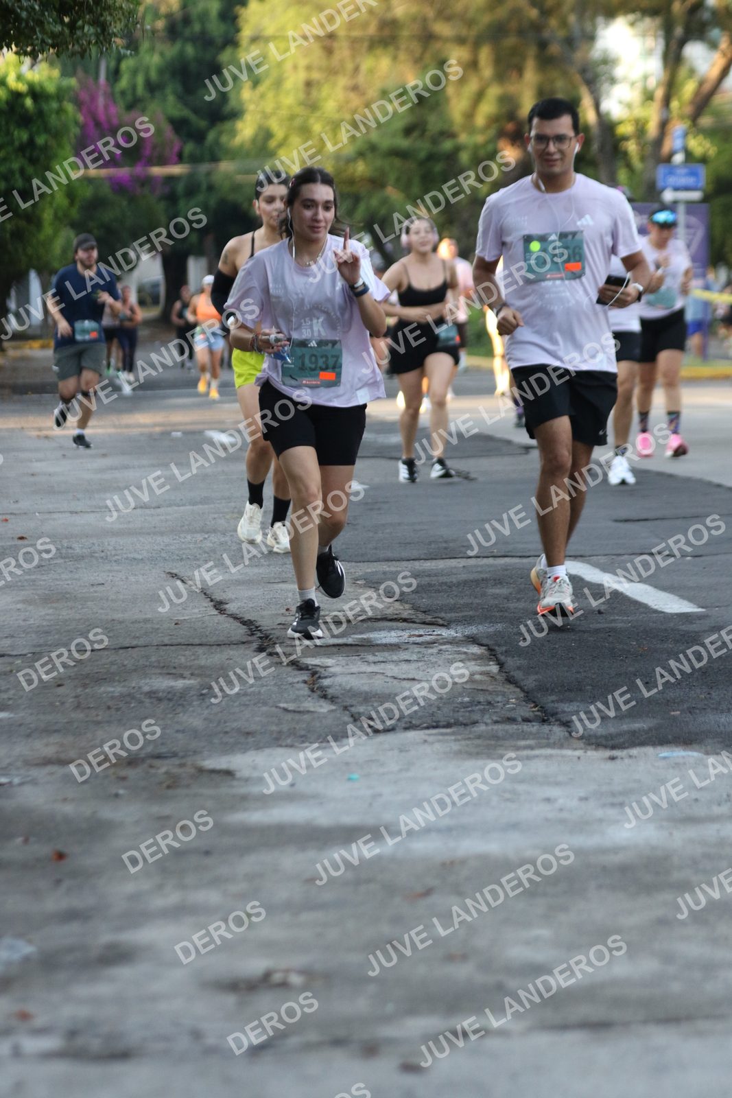 Foto de ADIDAS SPLITS GUADALAJARA 15K / 30K en Av. San Ignacio esquina Av. Ignacio L. Vallarta, Zapopan a las 07:19