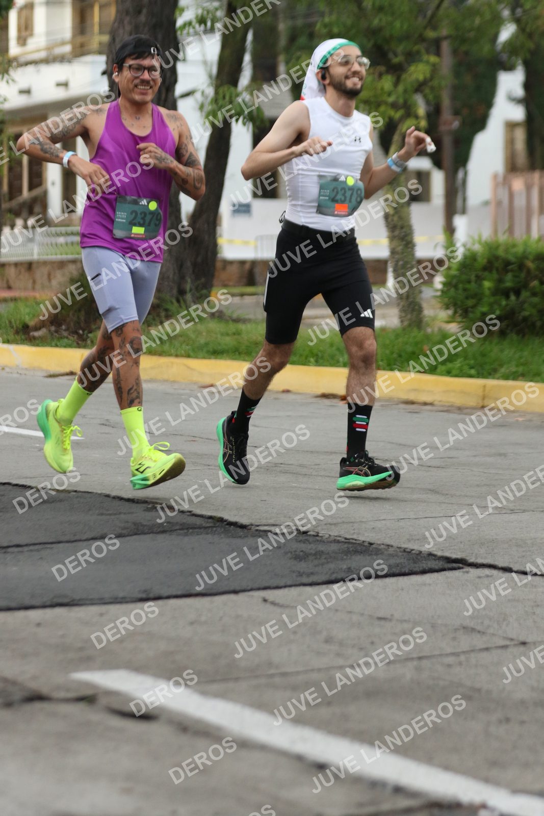 Foto de ADIDAS SPLITS GUADALAJARA 15K / 30K en Av. San Ignacio esquina Av. Ignacio L. Vallarta, Zapopan a las 06:58 · dorsal 2379, 2378