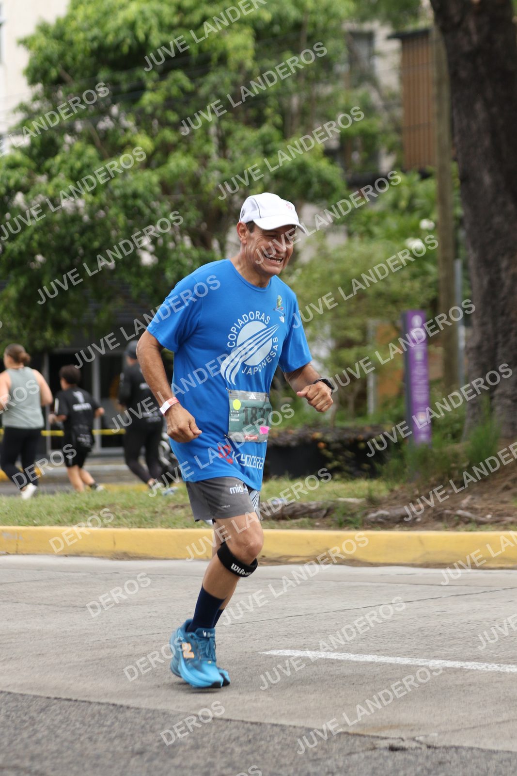 Foto de ADIDAS SPLITS GUADALAJARA 15K / 30K en Av. San Ignacio esquina Av. Ignacio L. Vallarta, Zapopan a las 09:09 · dorsal 1837