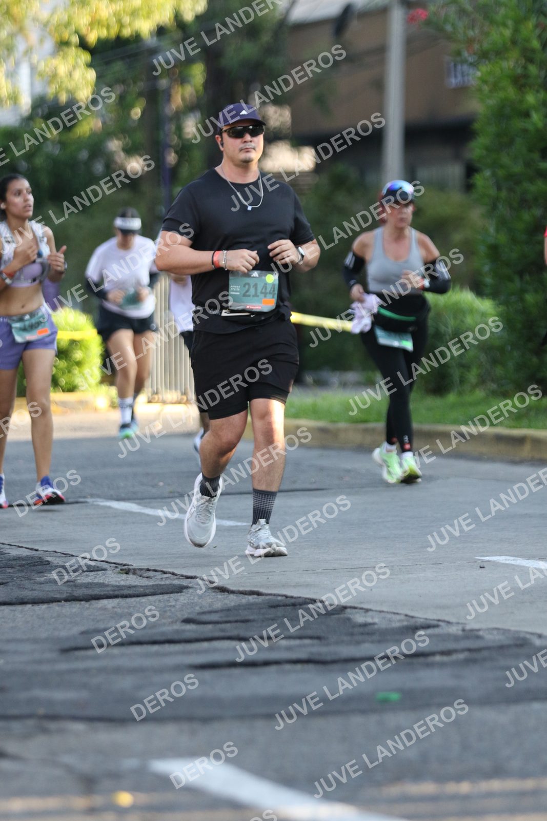 Foto de ADIDAS SPLITS GUADALAJARA 15K / 30K en Av. San Ignacio esquina Av. Ignacio L. Vallarta, Zapopan a las 07:50 · dorsal 2144
