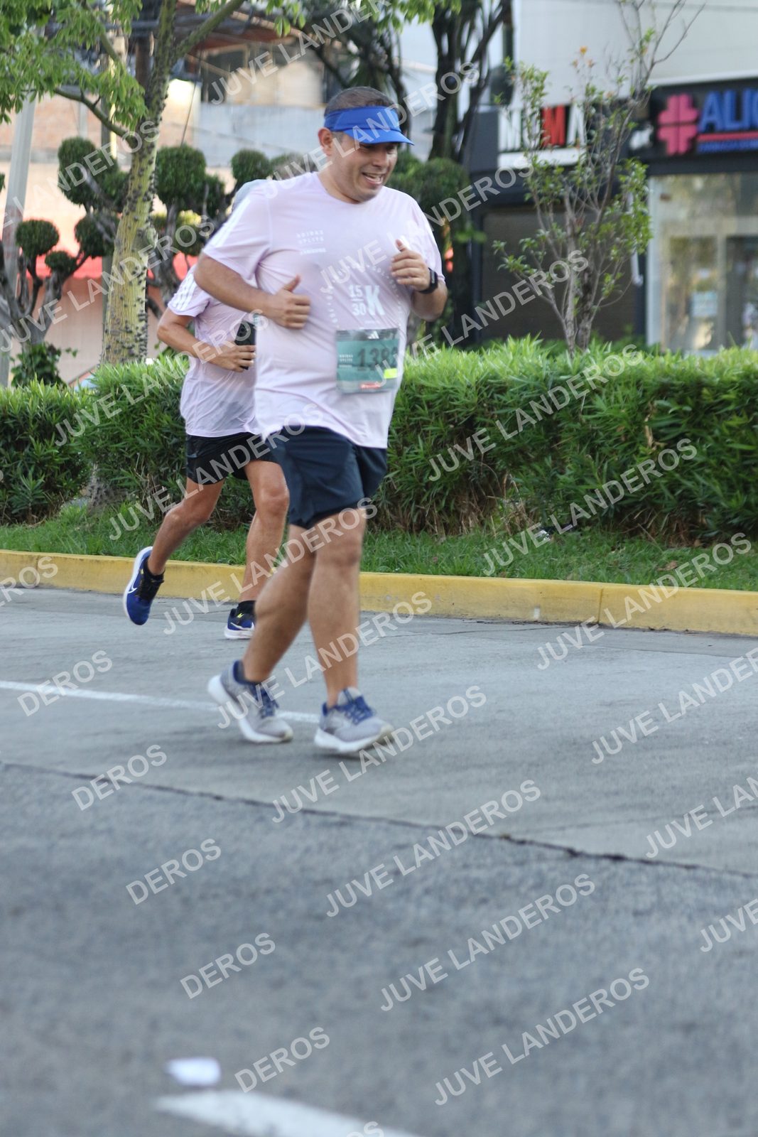 Foto de ADIDAS SPLITS GUADALAJARA 15K / 30K en Av. San Ignacio esquina Av. Ignacio L. Vallarta, Zapopan a las 07:40 · dorsal 1382, 15