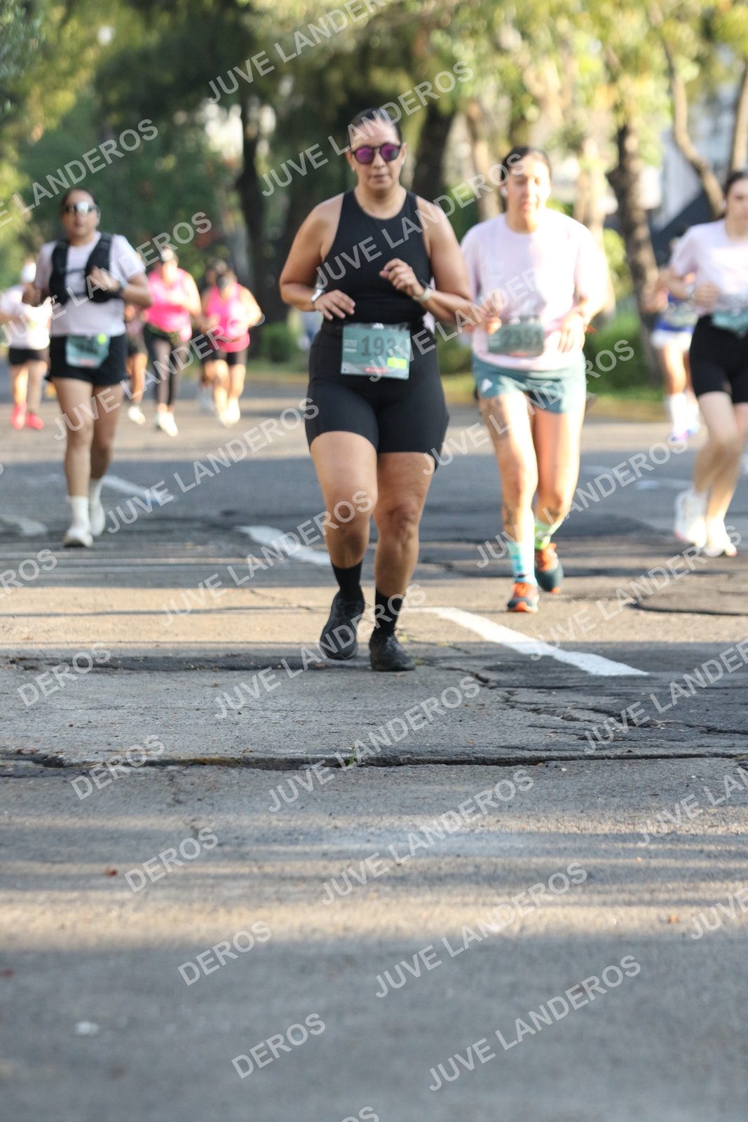 Foto de ADIDAS SPLITS GUADALAJARA 15K / 30K en Av. San Ignacio esquina Av. Ignacio L. Vallarta, Zapopan a las 07:54 · dorsal 1934