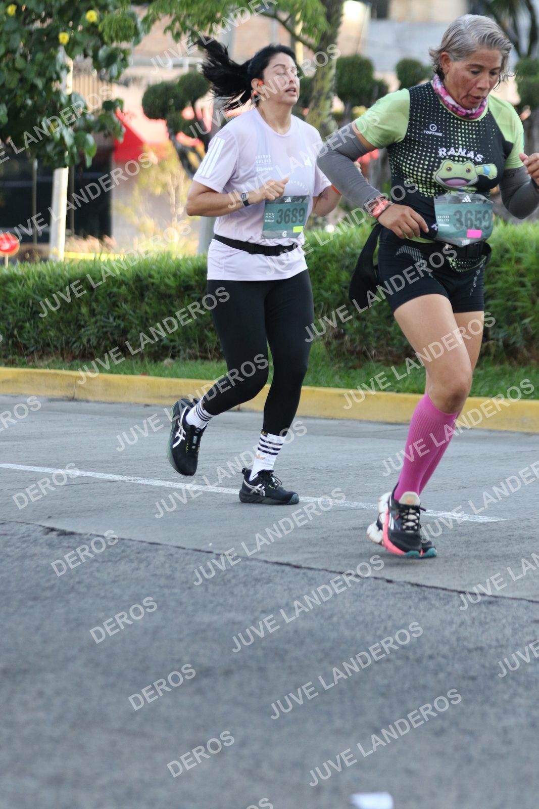 Foto de ADIDAS SPLITS GUADALAJARA 15K / 30K en Av. San Ignacio esquina Av. Ignacio L. Vallarta, Zapopan a las 07:43 · dorsal 3659, 3689
