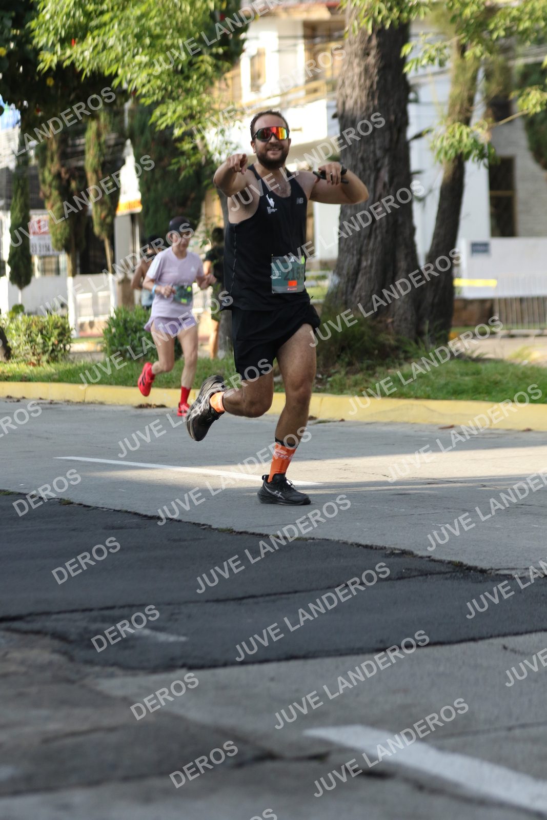 Foto de ADIDAS SPLITS GUADALAJARA 15K / 30K en Av. San Ignacio esquina Av. Ignacio L. Vallarta, Zapopan a las 08:26 · dorsal 215