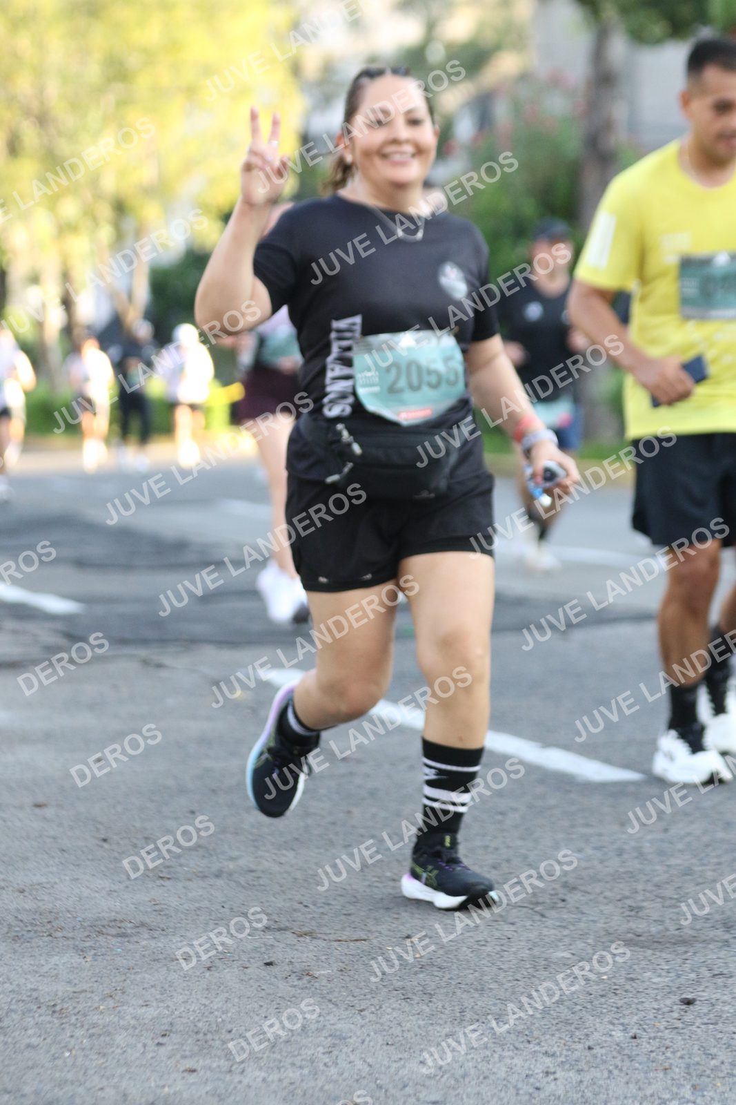 Foto de ADIDAS SPLITS GUADALAJARA 15K / 30K en Av. San Ignacio esquina Av. Ignacio L. Vallarta, Zapopan a las 07:43 · dorsal 2055