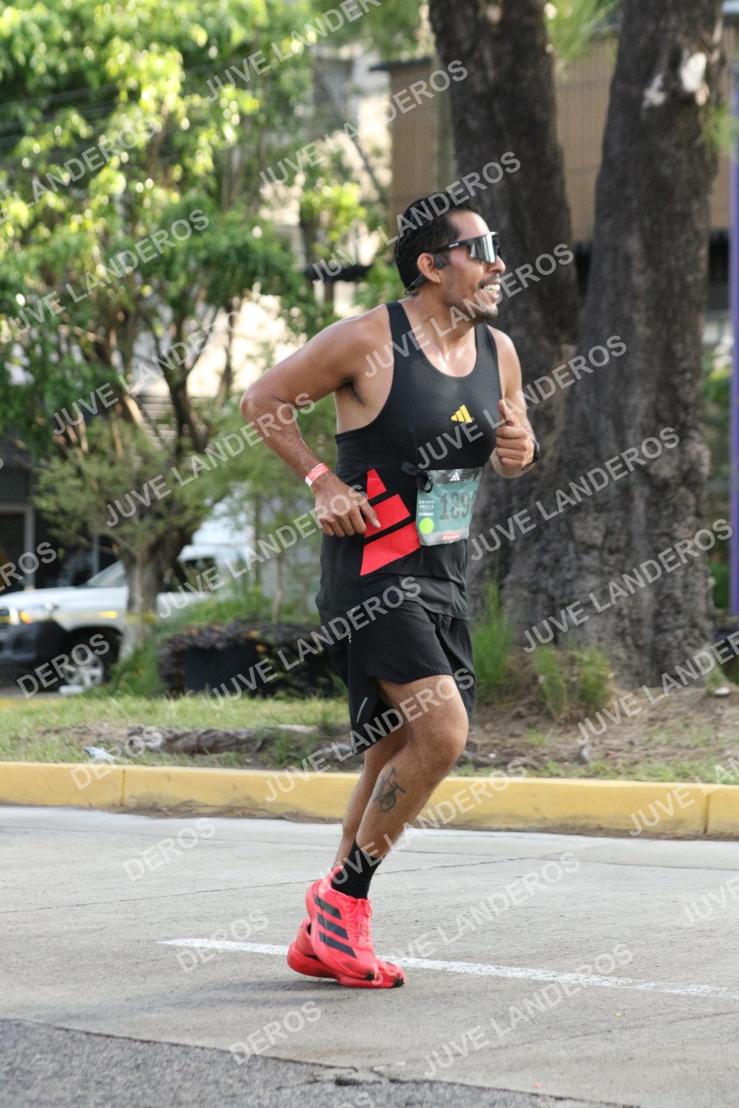 Foto de ADIDAS SPLITS GUADALAJARA 15K / 30K en Av. San Ignacio esquina Av. Ignacio L. Vallarta, Zapopan a las 08:44
