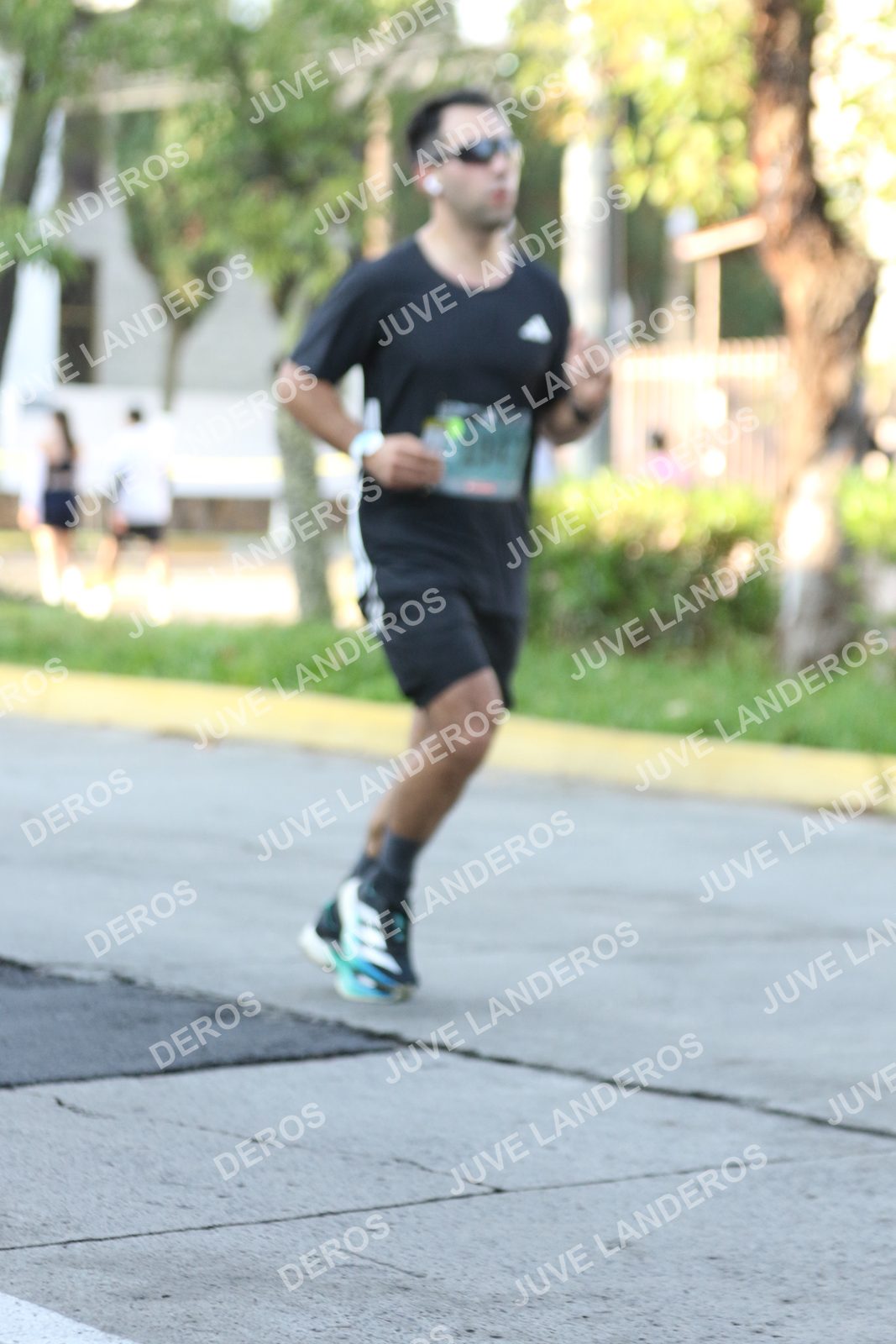 Foto de ADIDAS SPLITS GUADALAJARA 15K / 30K en Av. San Ignacio esquina Av. Ignacio L. Vallarta, Zapopan a las 07:58