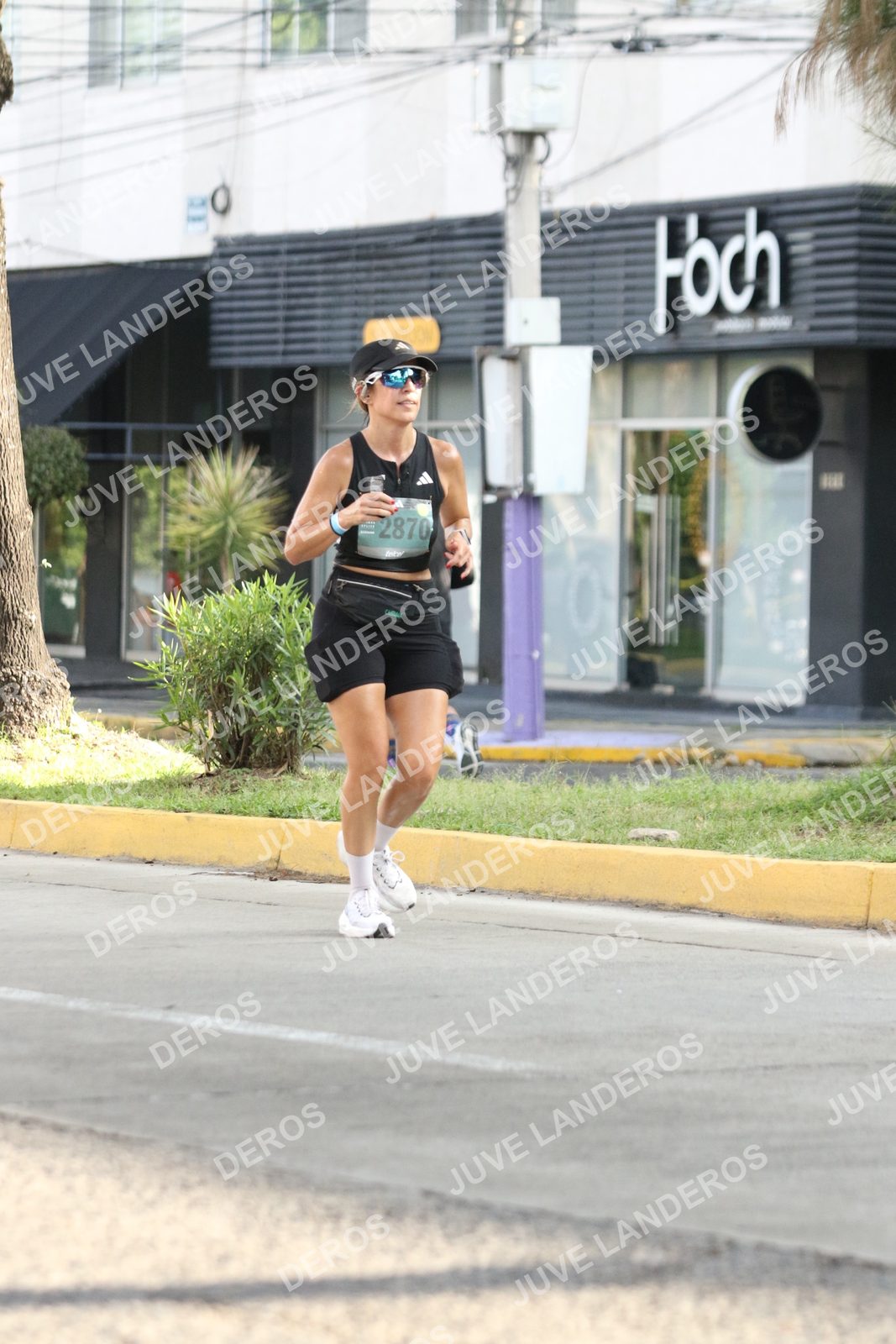 Foto de ADIDAS SPLITS GUADALAJARA 15K / 30K en Av. San Ignacio esquina Av. Ignacio L. Vallarta, Zapopan a las 08:46 · dorsal 2870