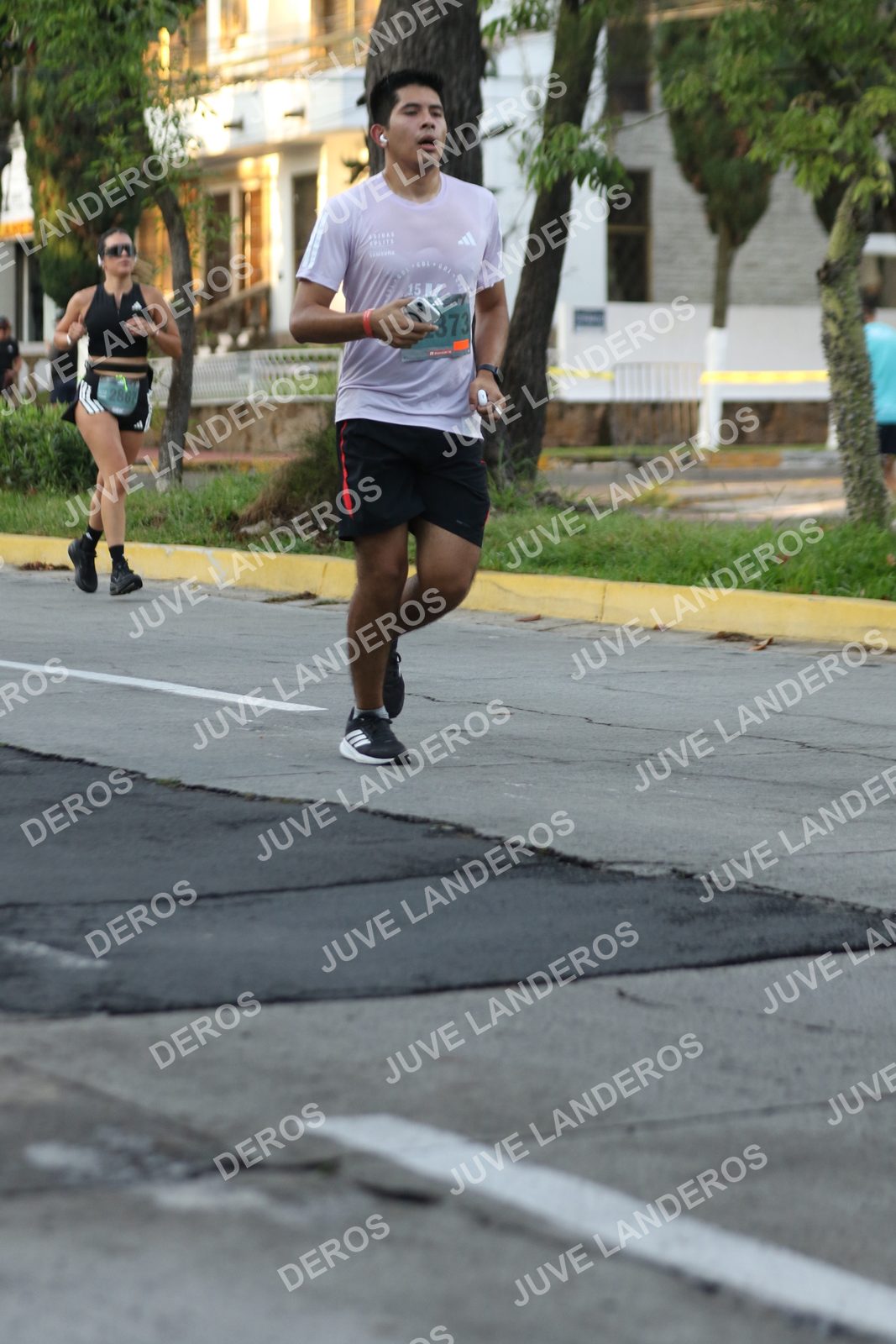 Foto de ADIDAS SPLITS GUADALAJARA 15K / 30K en Av. San Ignacio esquina Av. Ignacio L. Vallarta, Zapopan a las 07:13 · dorsal 373, 286
