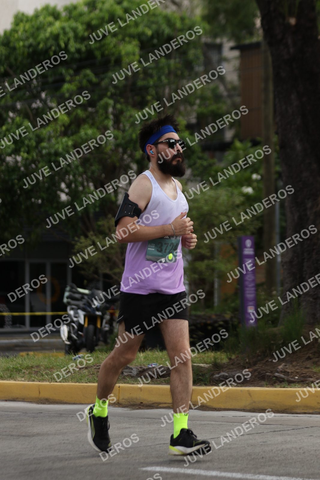Foto de ADIDAS SPLITS GUADALAJARA 15K / 30K en Av. San Ignacio esquina Av. Ignacio L. Vallarta, Zapopan a las 09:07 · dorsal 3724