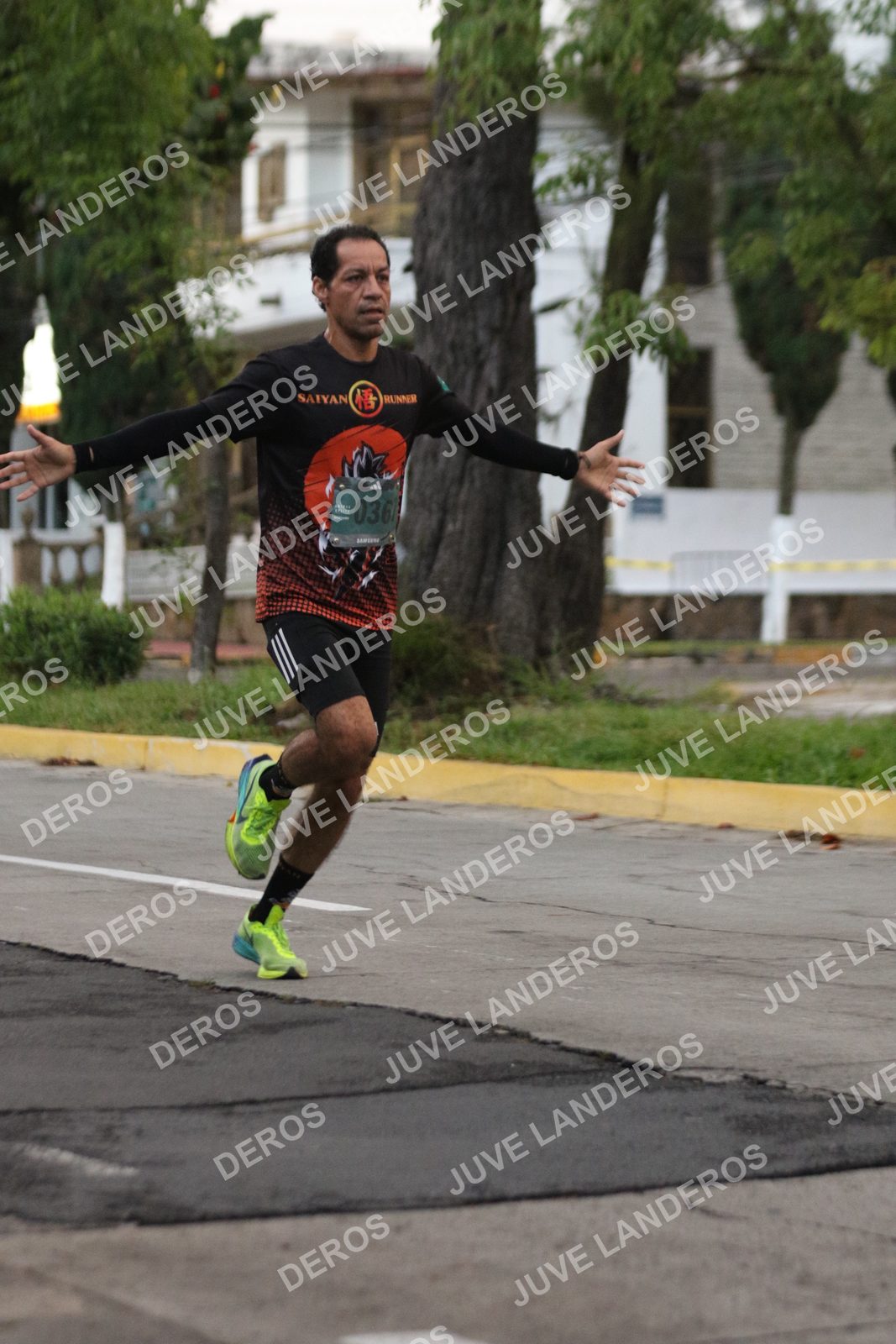 Foto de ADIDAS SPLITS GUADALAJARA 15K / 30K en Av. San Ignacio esquina Av. Ignacio L. Vallarta, Zapopan a las 06:46 · dorsal 36