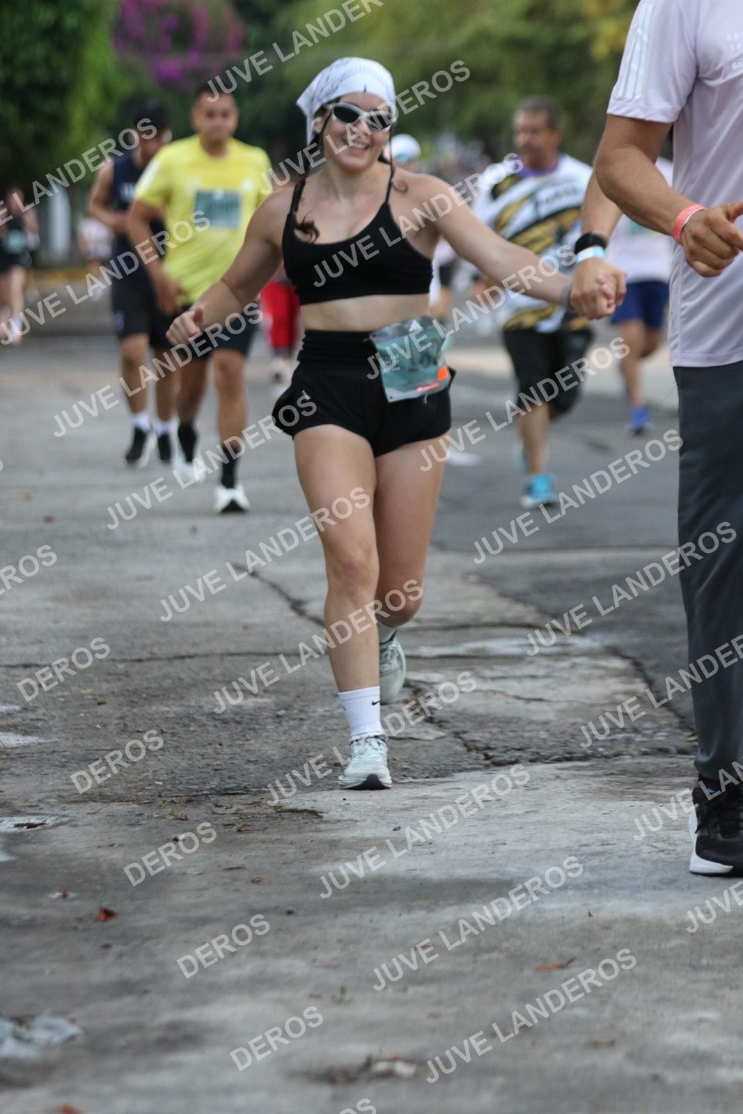 Foto de ADIDAS SPLITS GUADALAJARA 15K / 30K en Av. San Ignacio esquina Av. Ignacio L. Vallarta, Zapopan a las 07:11