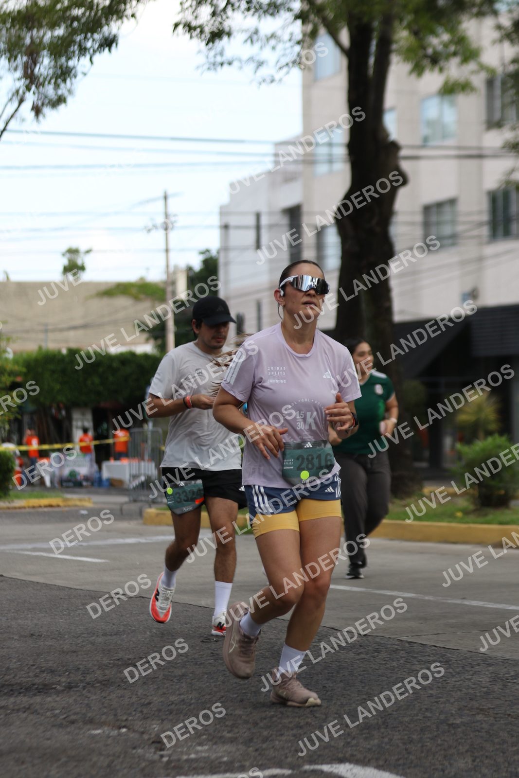 Foto de ADIDAS SPLITS GUADALAJARA 15K / 30K en Av. San Ignacio esquina Av. Ignacio L. Vallarta, Zapopan a las 09:07 · dorsal 2816, 3324