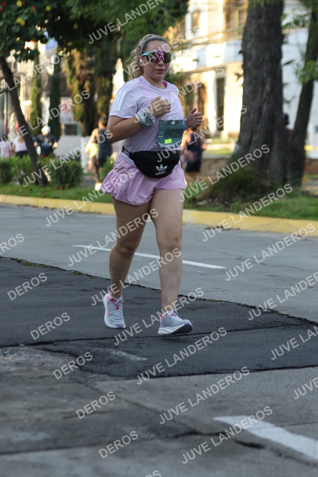 Foto de ADIDAS SPLITS GUADALAJARA 15K / 30K en Av. San Ignacio esquina Av. Ignacio L. Vallarta, Zapopan a las 07:26 · dorsal 429