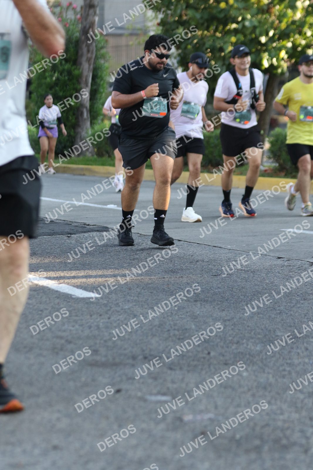 Foto de ADIDAS SPLITS GUADALAJARA 15K / 30K en Av. San Ignacio esquina Av. Ignacio L. Vallarta, Zapopan a las 07:48 · dorsal 1413