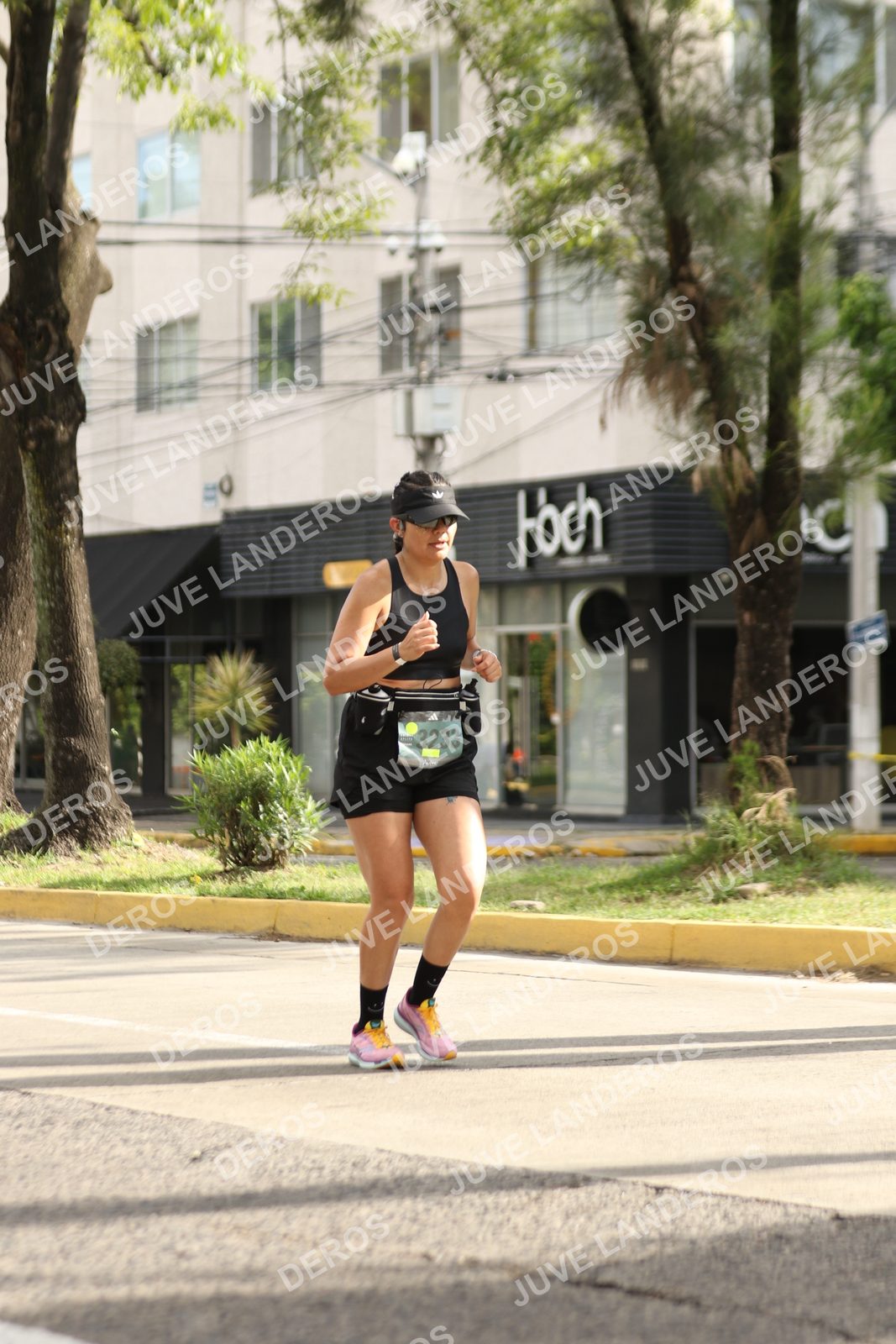 Foto de ADIDAS SPLITS GUADALAJARA 15K / 30K en Av. San Ignacio esquina Av. Ignacio L. Vallarta, Zapopan a las 09:12 · dorsal 3233