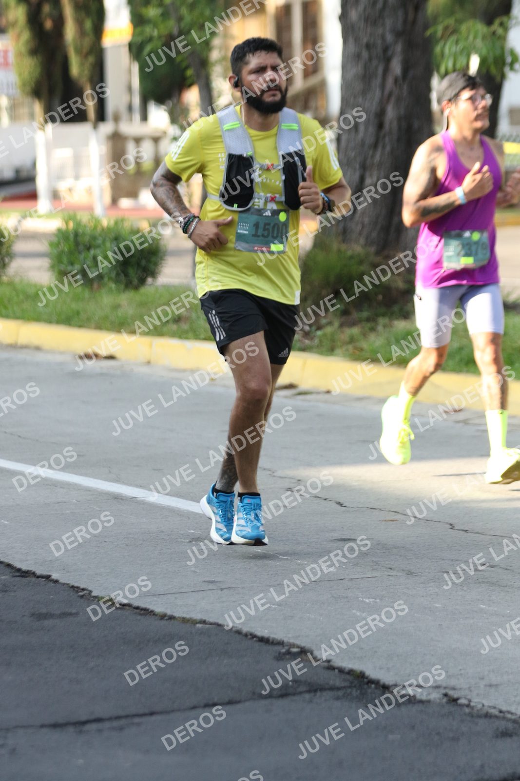 Foto de ADIDAS SPLITS GUADALAJARA 15K / 30K en Av. San Ignacio esquina Av. Ignacio L. Vallarta, Zapopan a las 08:19 · dorsal 1500, 2379