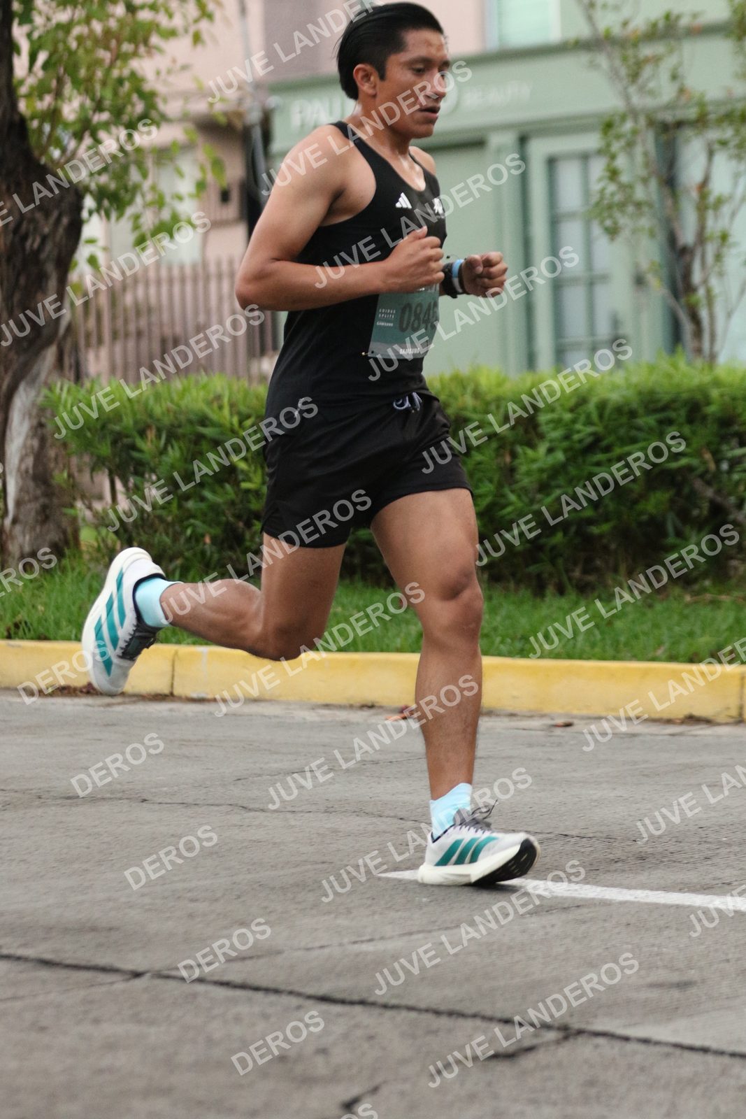 Foto de ADIDAS SPLITS GUADALAJARA 15K / 30K en Av. San Ignacio esquina Av. Ignacio L. Vallarta, Zapopan a las 06:50