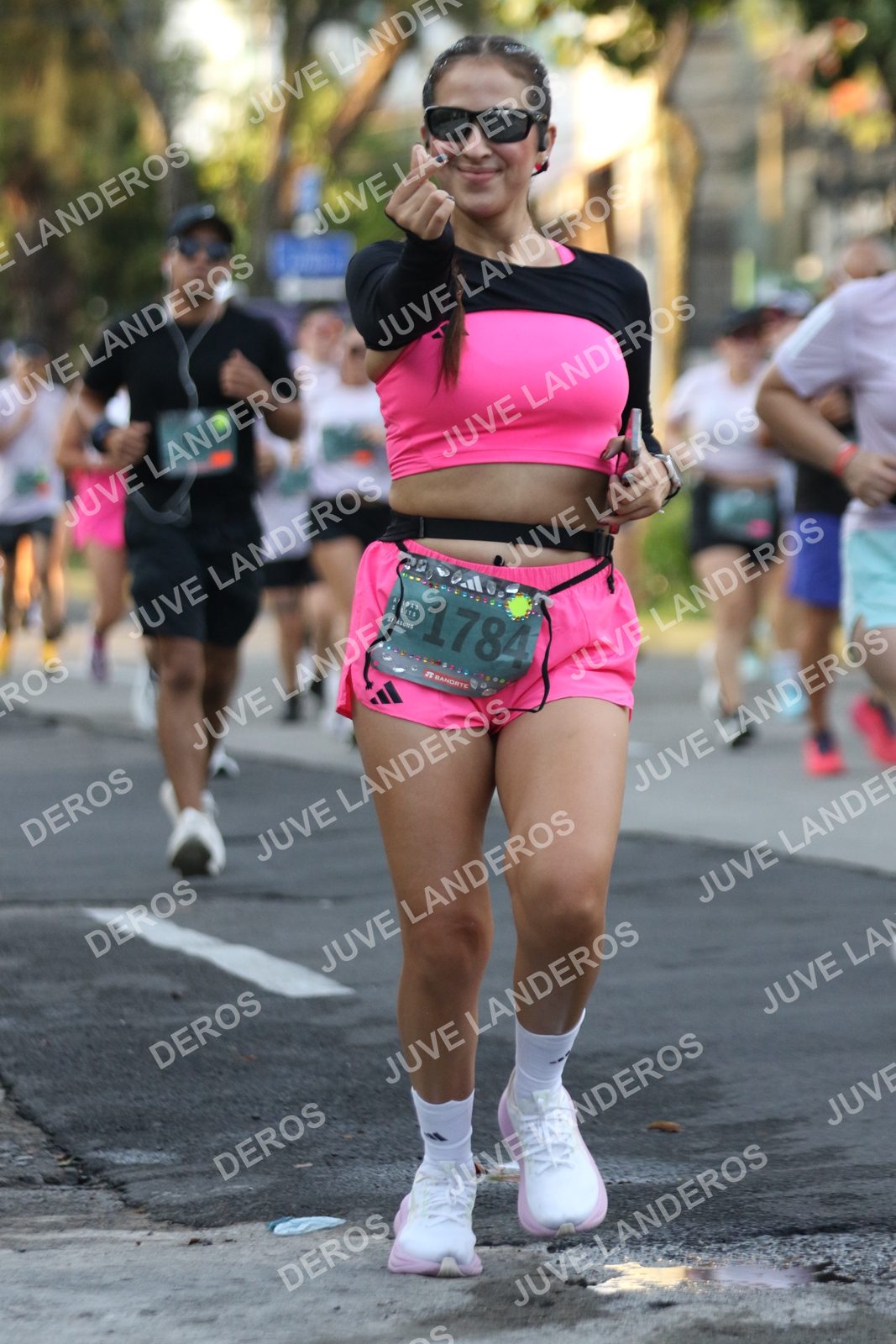 Foto de ADIDAS SPLITS GUADALAJARA 15K / 30K en Av. San Ignacio esquina Av. Ignacio L. Vallarta, Zapopan a las 07:16 · dorsal 1784