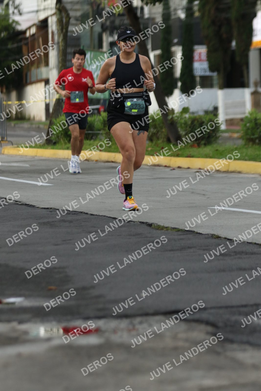 Foto de ADIDAS SPLITS GUADALAJARA 15K / 30K en Av. San Ignacio esquina Av. Ignacio L. Vallarta, Zapopan a las 07:02 · dorsal 3233