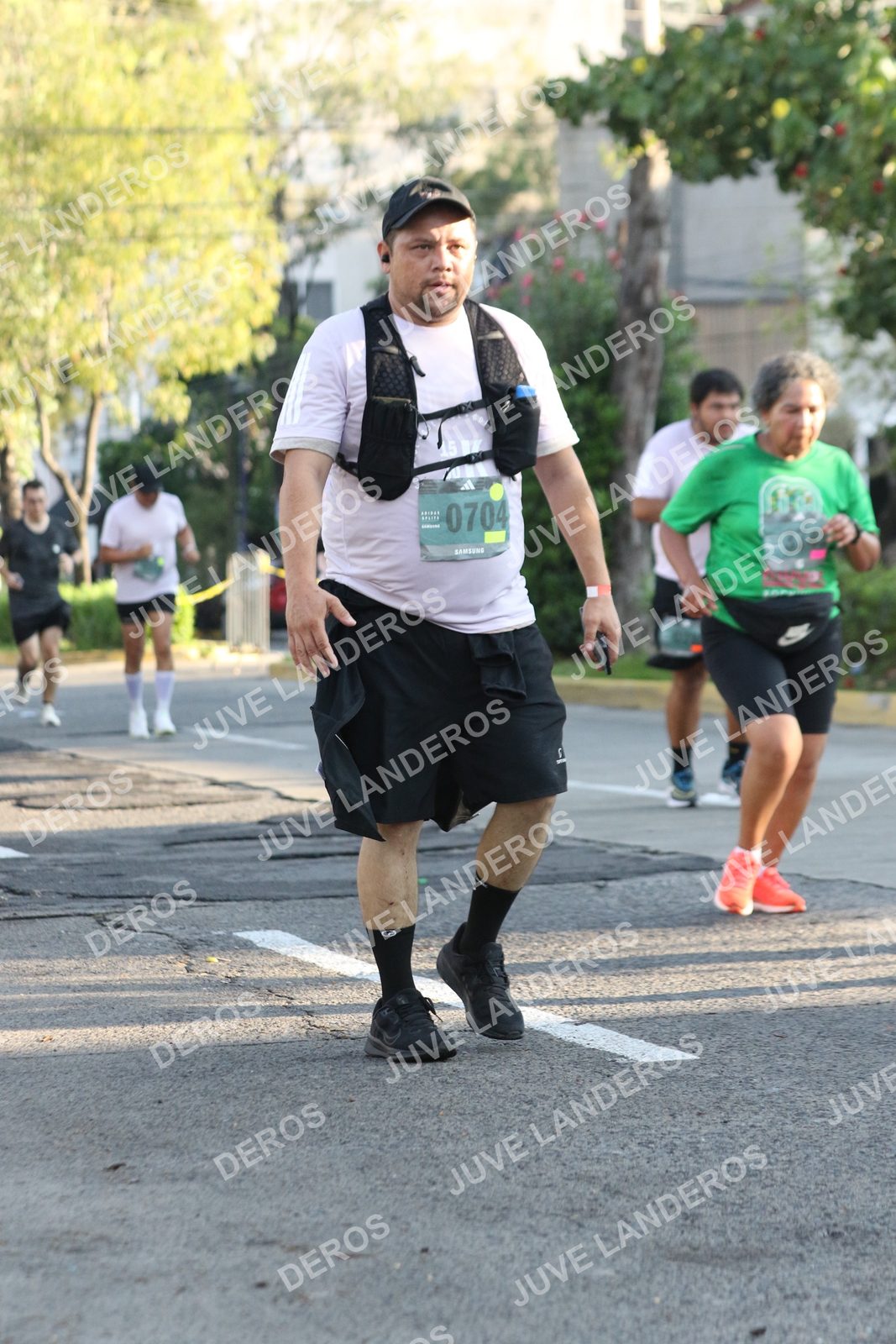 Foto de ADIDAS SPLITS GUADALAJARA 15K / 30K en Av. San Ignacio esquina Av. Ignacio L. Vallarta, Zapopan a las 07:55 · dorsal 704, 374