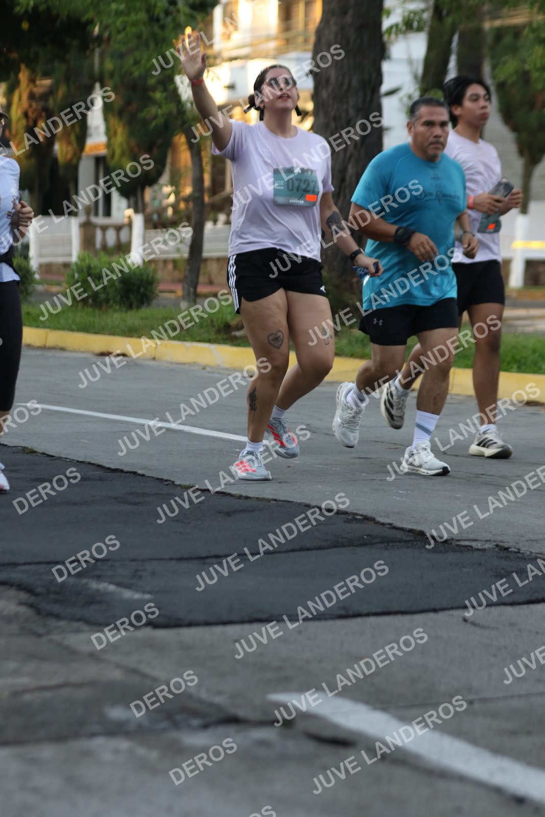 Foto de ADIDAS SPLITS GUADALAJARA 15K / 30K en Av. San Ignacio esquina Av. Ignacio L. Vallarta, Zapopan a las 07:14 · dorsal 727