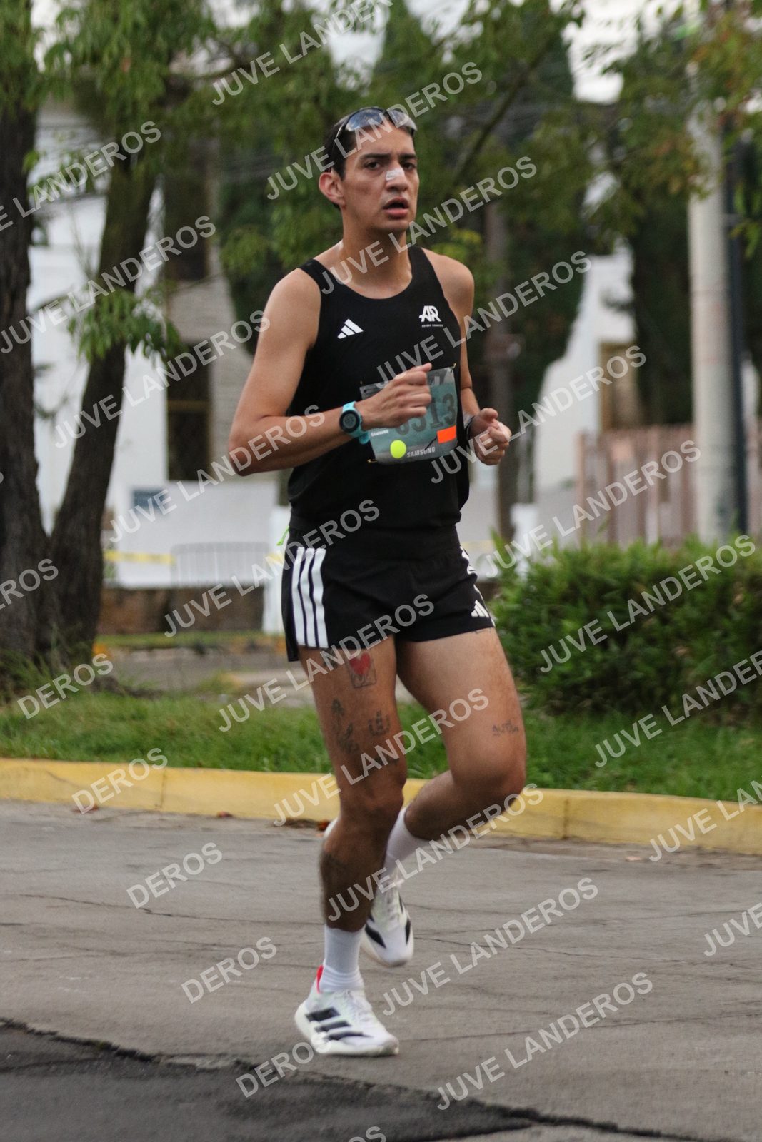 Foto de ADIDAS SPLITS GUADALAJARA 15K / 30K en Av. San Ignacio esquina Av. Ignacio L. Vallarta, Zapopan a las 06:47 · dorsal 6513