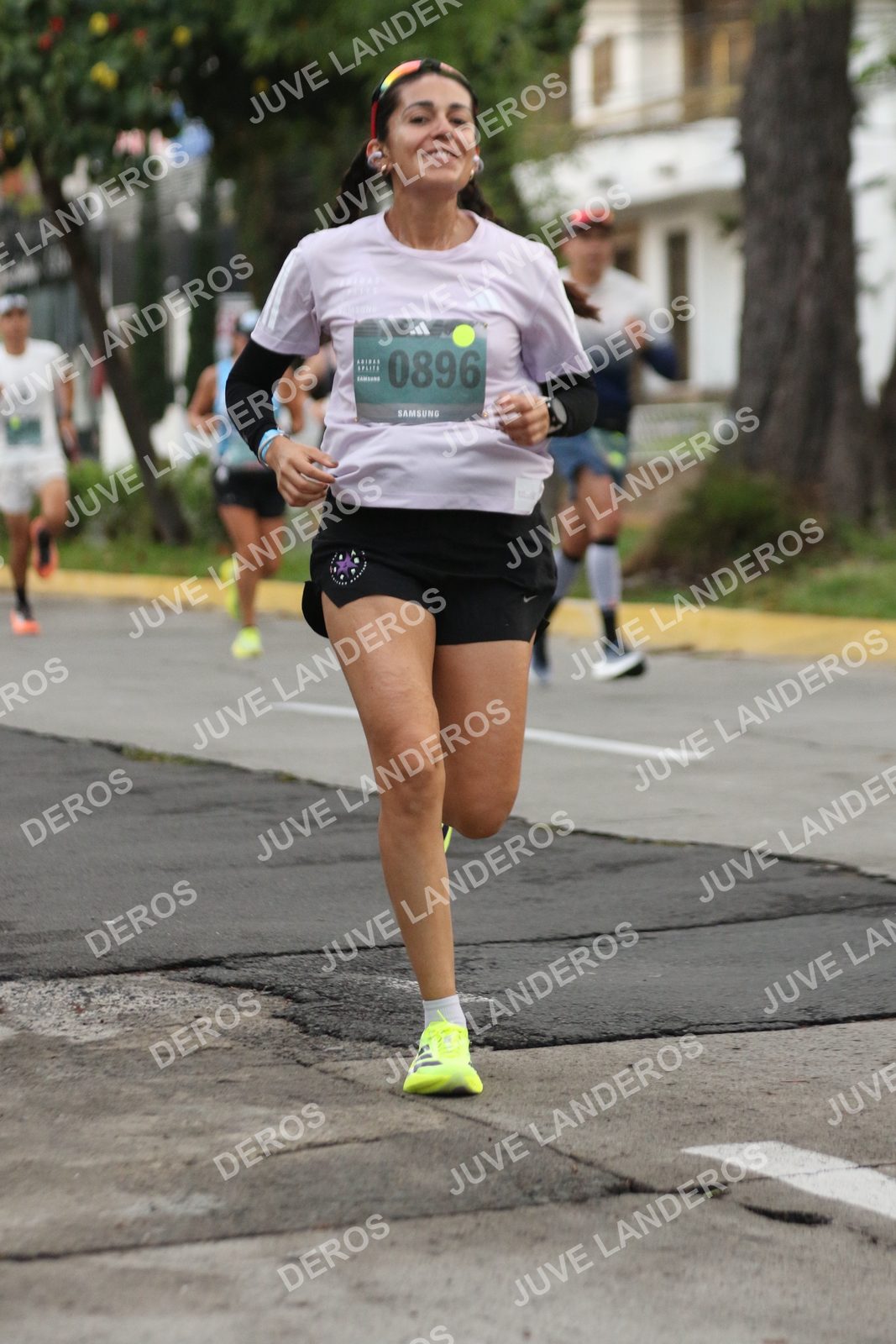 Foto de ADIDAS SPLITS GUADALAJARA 15K / 30K en Av. San Ignacio esquina Av. Ignacio L. Vallarta, Zapopan a las 06:53 · dorsal 896